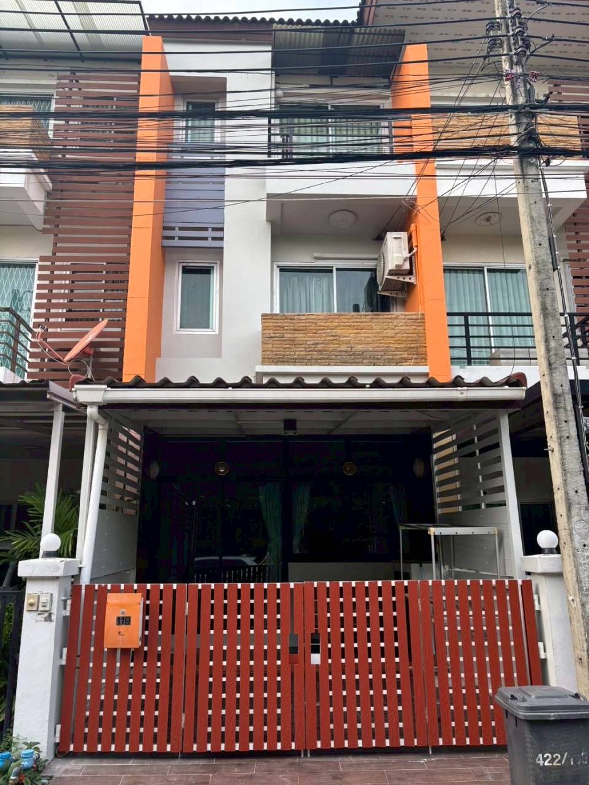 ให้เช่าทาวน์โฮมอ่อนนุช อุดมสุข : ให้เช่าด่วน ทาว์นโฮม 3 ชั้น รีโนเวทใหม่ ย่าน อ่อนนุช พัฒนาการ 