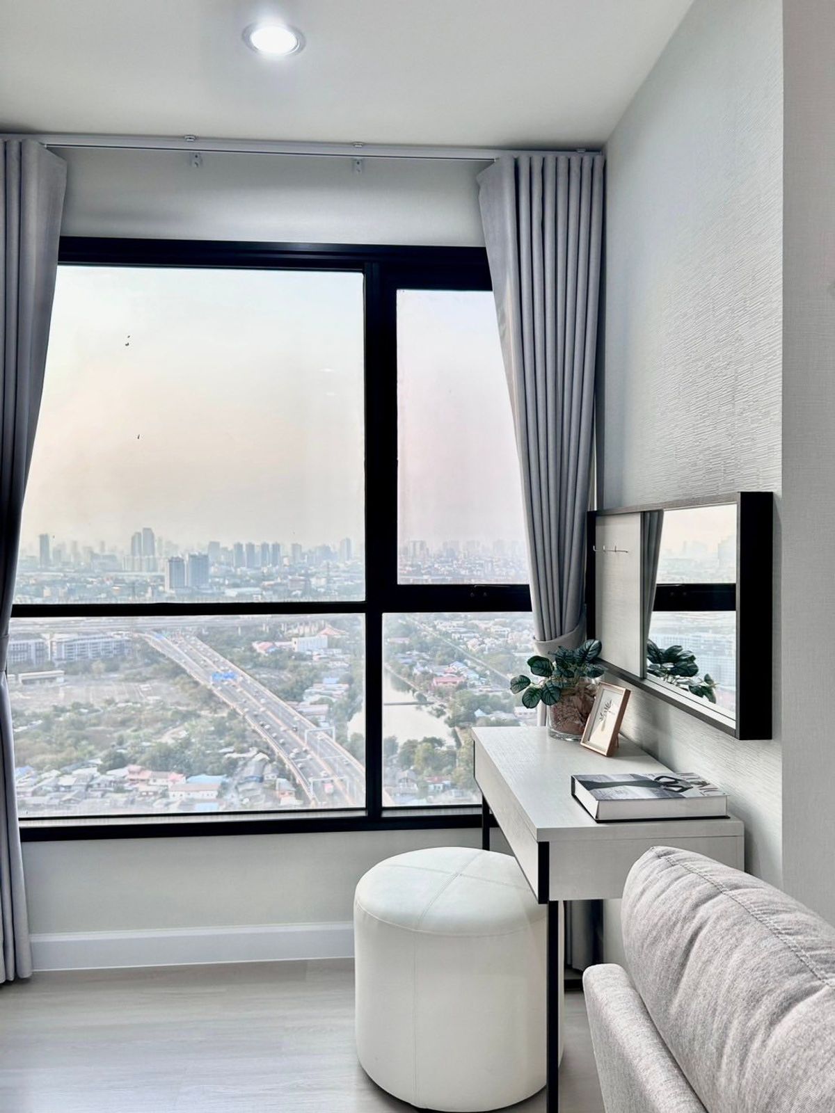 ขายคอนโดพระราม 9 เพชรบุรีตัดใหม่ RCA : ห้องแต่งสวยครบตรงปก ชั้นสูงราคาดี!!⭐The Base พระราม9-รามคำแหง