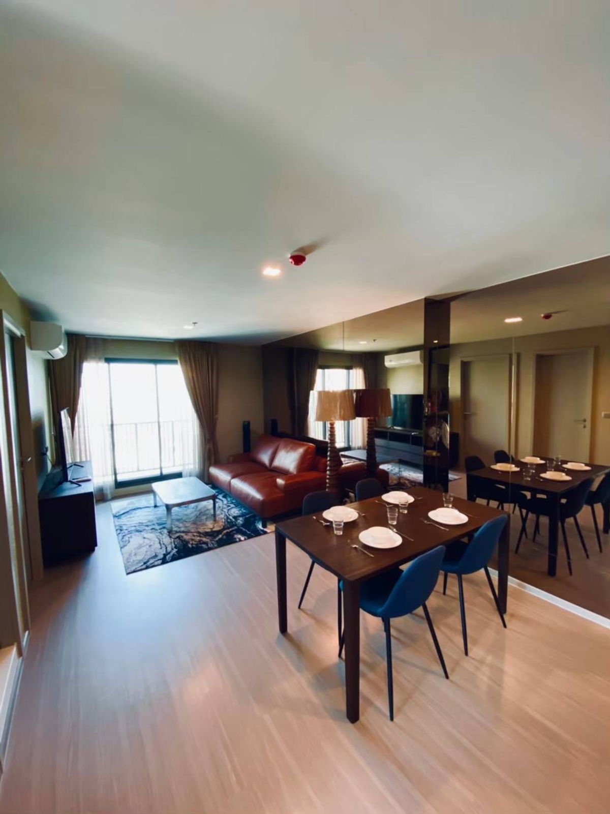 For RentCondoLadprao, Central Ladprao : (For Rent) Life Ladprao next to BTS, Lat Phrao Intersection, opposite Central Ladprao