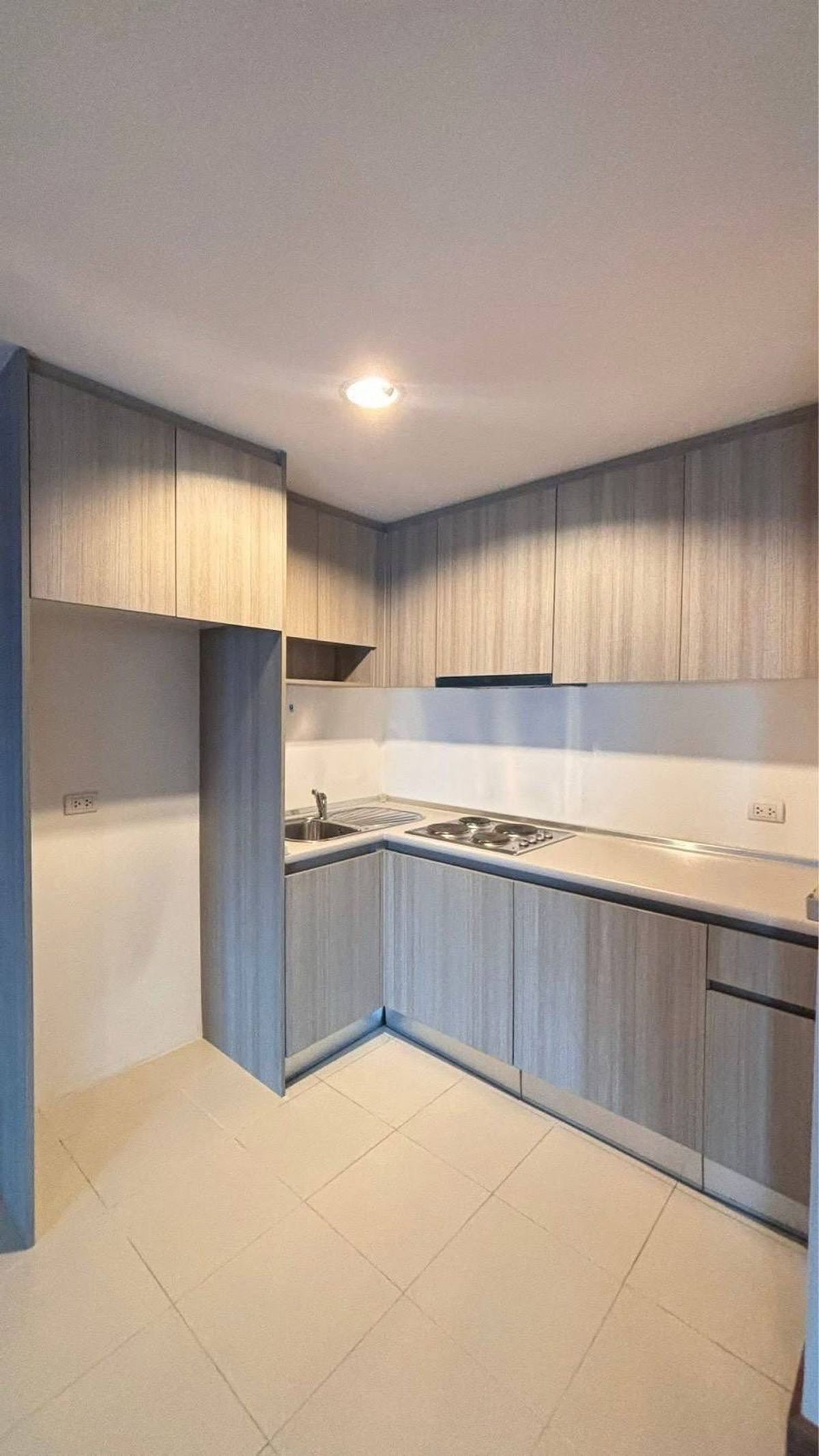 For SaleCondoRama9, Petchburi, RCA : Foreigner Quota Condo for sale Belle Grand Rama 9 Price 6,700,000 baht [JZS250717]