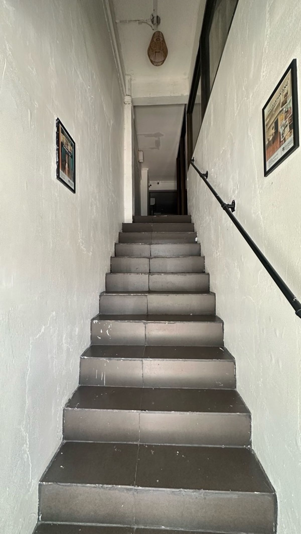 ให้เช่าร้านค้า/ตลาดนัดสุขุมวิท อโศก ทองหล่อ : 🏢 ให้เช่าพื้นที่ 2 ชั้น ทำเลเอกมัย พื้นที่ใช้สอยรวม: 216 ตร.ม.เหมาะสำหรับทำ ร้านเสริมสวย | ร้านอาหาร | คลินิก | สปา