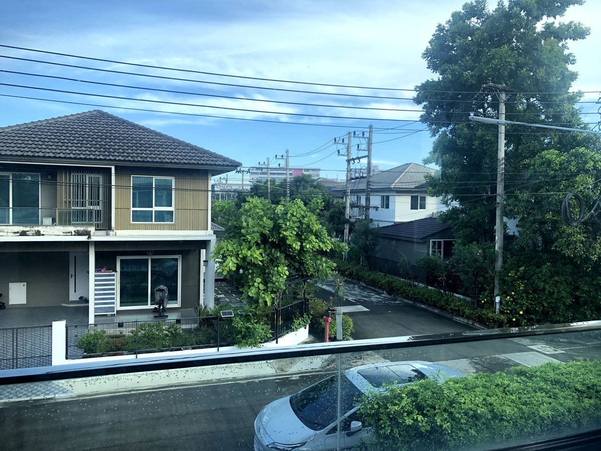 ให้เช่าบ้านพุทธมณฑล ศาลายา : ให้เช่าบ้านเดี่ยว ชัยพฤกษ์ พุทธมณฑลสาย5  ใกล้มหิดล ศูนย์การแพทย์กาญจนา ติด ม.รัตนโกสินทร์ ศาลายา พร้อมเฟอร์  24,000 บาท