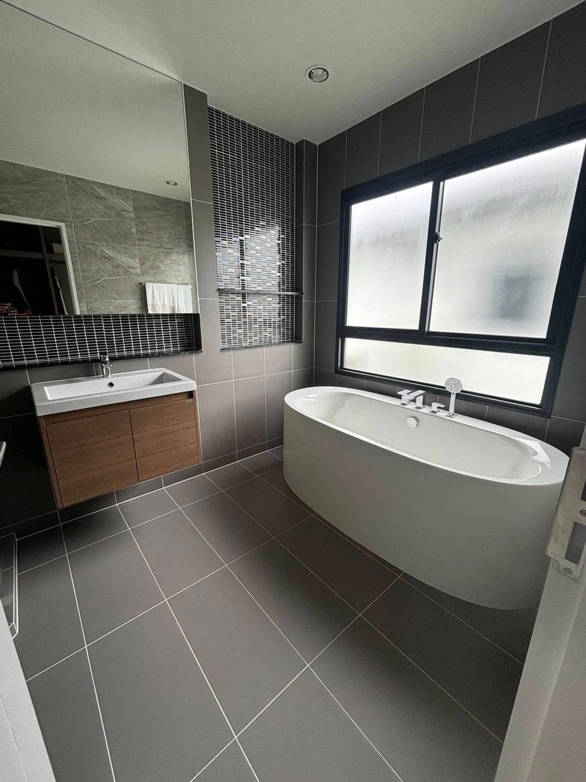 ขายบ้านแจ้งวัฒนะ เมืองทอง : 🏡🌳 บ้านใหม่แกะกล่อง! เศรษฐสิริ แจ้งวัฒนะ ประชาชื่น 2 คฤหาสน์หลังมุม 119 ตร.ว.! พร้อมเข้าอยู่ 🌳🏡