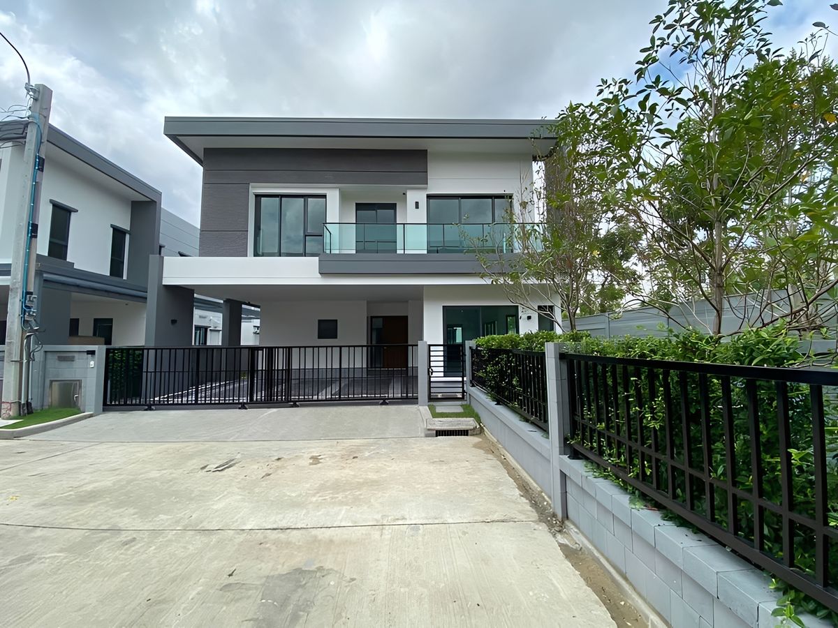 ขายบ้านลาดกระบัง สุวรรณภูมิ : ขายบ้านหรูหลังมุม 4 ห้องนอน ใกล้ซีคอนฯ 🏡 เดอะ ซิตี้ สุขุมวิท-อ่อนนุช (The City Sukhumvit-Onnut) 🏡