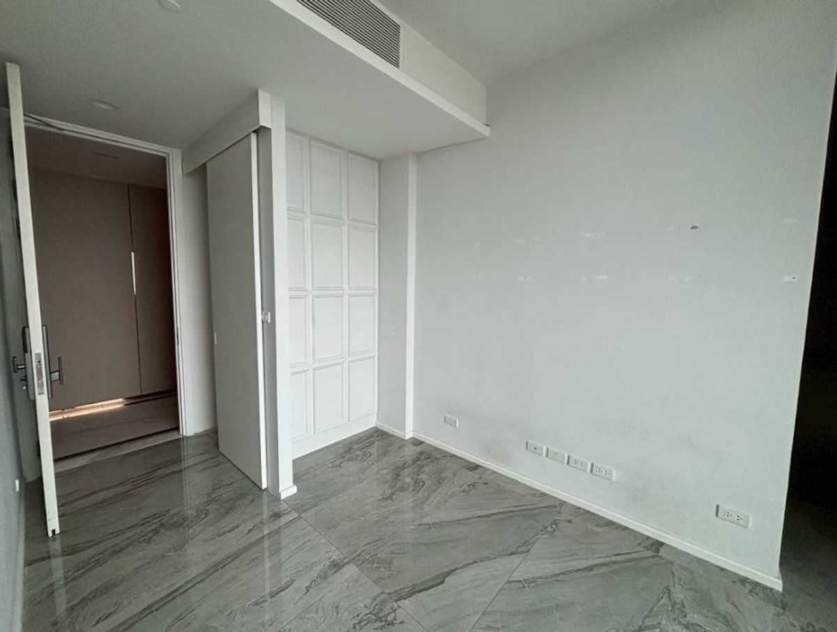 For SaleCondoRama3 (Riverside),Satupadit : For sale: 2-story duplex room, Unfurnished room