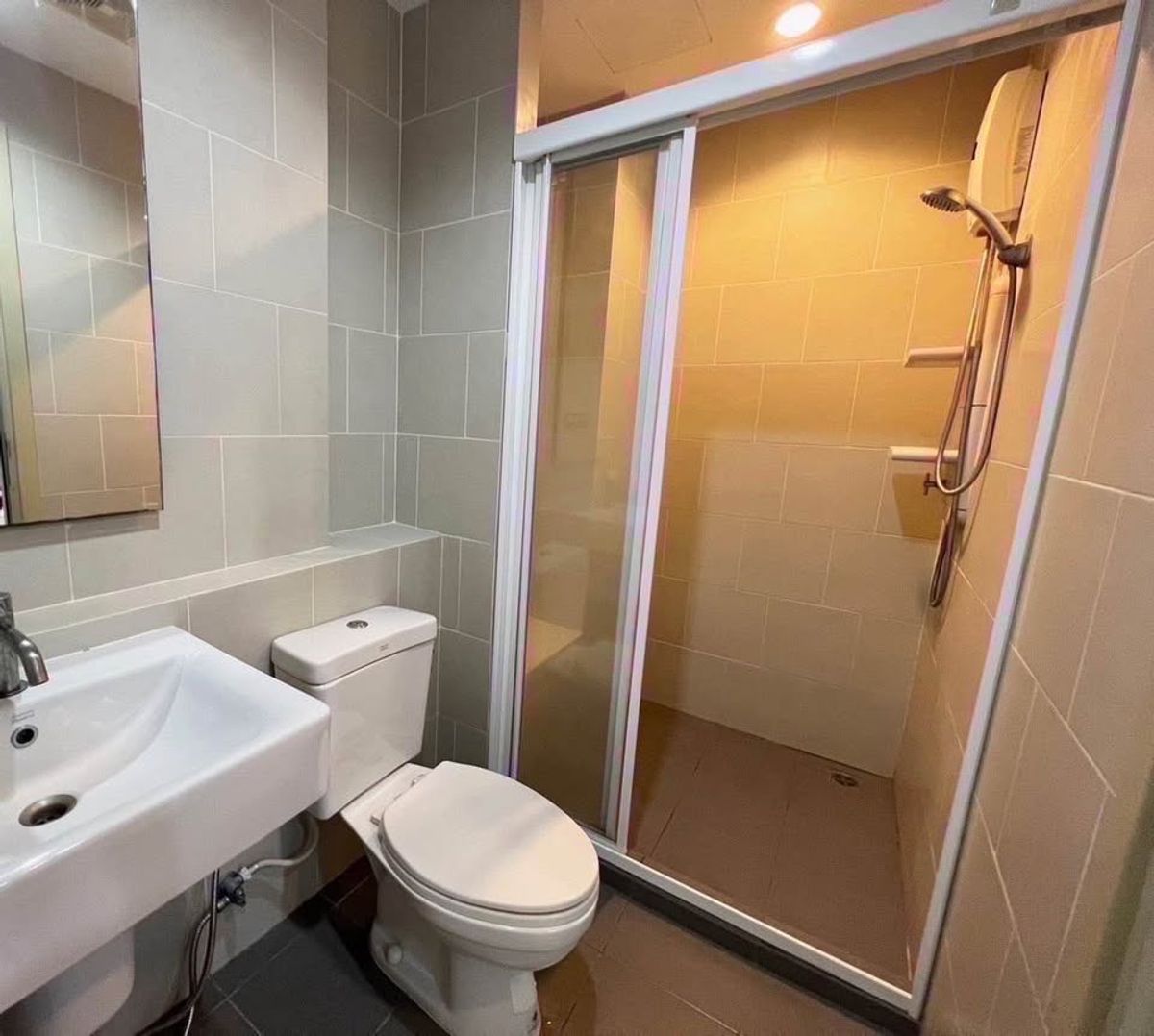 ขายคอนโดพระราม 9 เพชรบุรีตัดใหม่ RCA : ห้องสวยชั้นสูง เฟอร์ฯครบ⭐The Base พระราม9-รามคำแหง