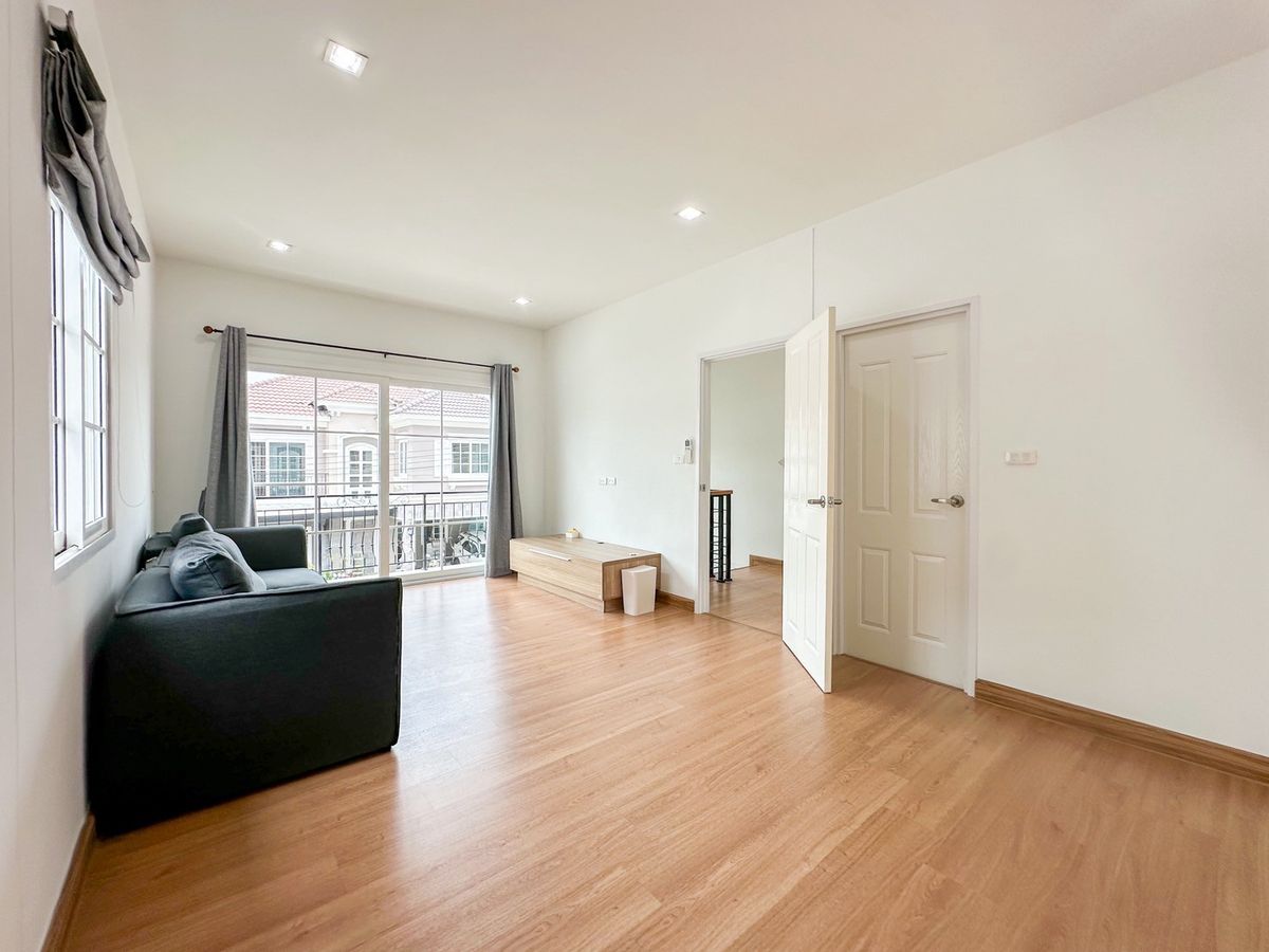 ขายบ้านท่าพระ ตลาดพลู วุฒากาศ : 🏡✨ ราคาดีที่สุด! บ้านแฝด GoldenNeoสาทรกัลปพฤกษ์ - บ้านมือ 1 ไม่เคยเข้าอยู่! ✨🏡