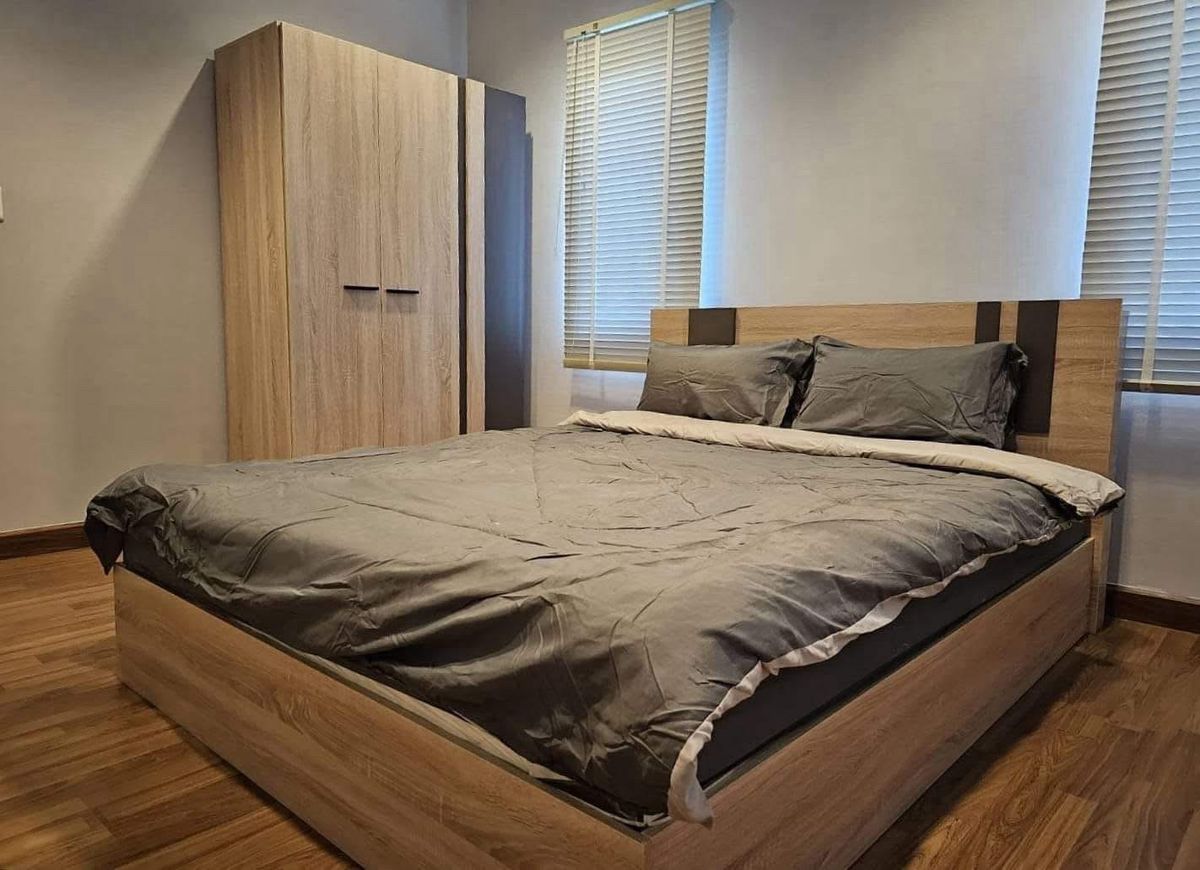 บ้านปทุมธานี รังสิต ธรรมศาสตร์ : 📢👇ขายพร้อมผู้เช่า ถึง มีนาคม 69 บ้านในสนามกอล์ฟธัญญะ ใกล้ทางขึ้น-ลงทางด่วน และถนนลำลูกกา ❌ไม่อนุญาตให้เลี้ยงสัตว์ กรณีเช่า