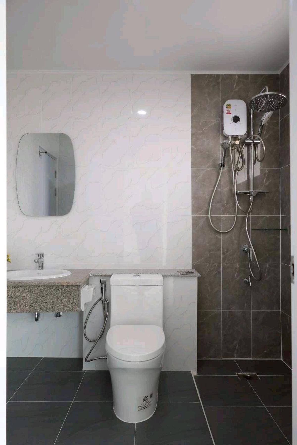 For SaleHouseNawamin, Ramindra : 2 storey detached house, Neblo home village behind the Sukhaphiban 5 corner near the Chatu Choti Expressway Sarasas Wittayai School, Nawamin Benjamarachalai School, Big C Sai Mai Makro Lotus Renovate is ready. Modern style