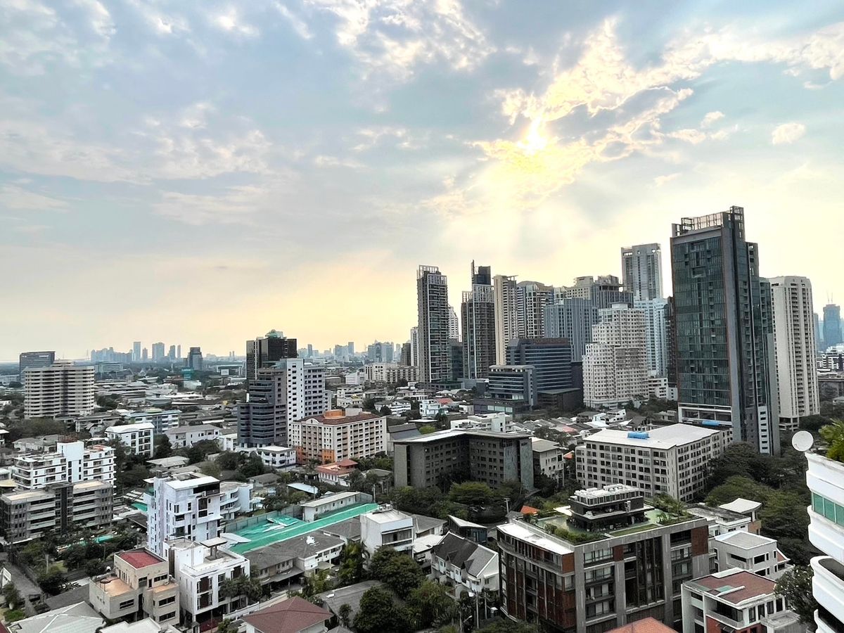 ให้เช่าคอนโดสุขุมวิท อโศก ทองหล่อ : 2 ห้องนอน พึ่งรีโนเวท  ให้เช่า  คอนโด  Waterford Diamond Sukhumvit 30/1 