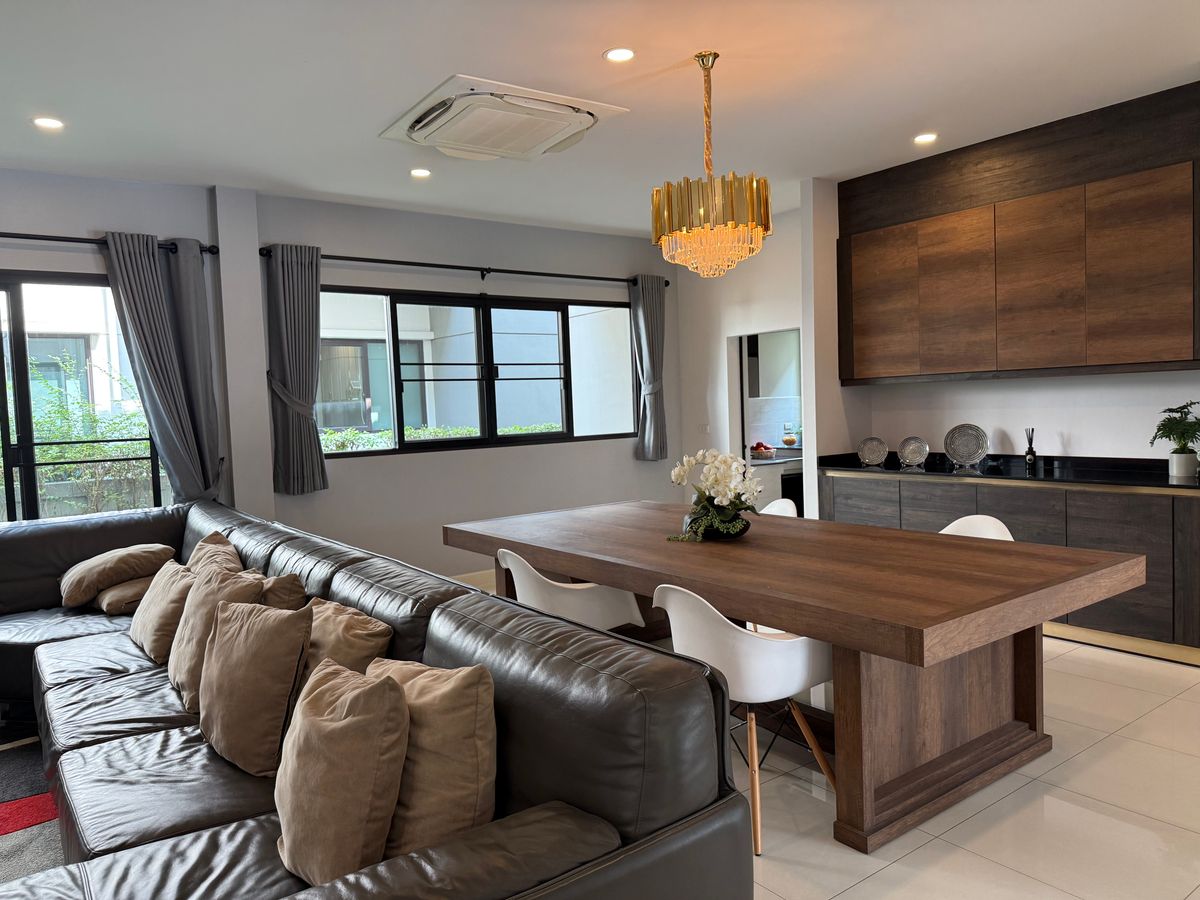 ขายบ้านบางนา แบริ่ง ลาซาล : ขายบ้าน The City บางนา  แปลงมุม พร้อมอยู่ ของแถมจัดเต็ม