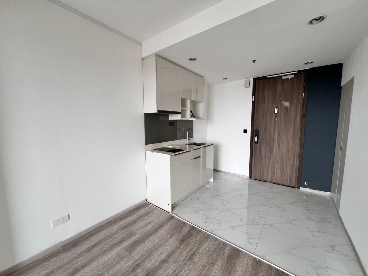 ขายคอนโดอ่อนนุช อุดมสุข : ขายคอนโด IDEO Mobi Sukhumvit 66  ราคา 6,390,000 บาท [NCs250807]