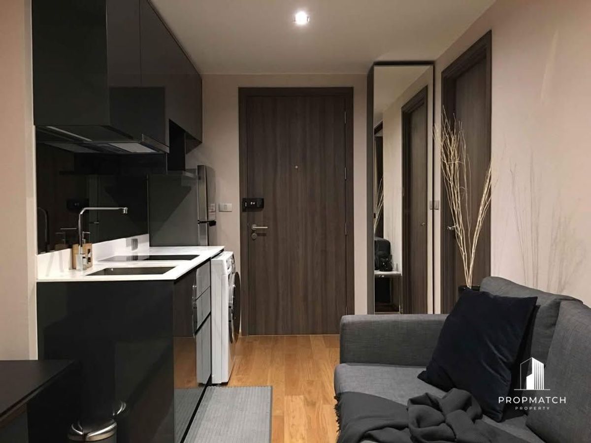 ขายคอนโดสยาม จุฬา สามย่าน : Best Value in CBD! Altitude Samyan–Silom 1BR | 4.45 MB Tel.0984628898