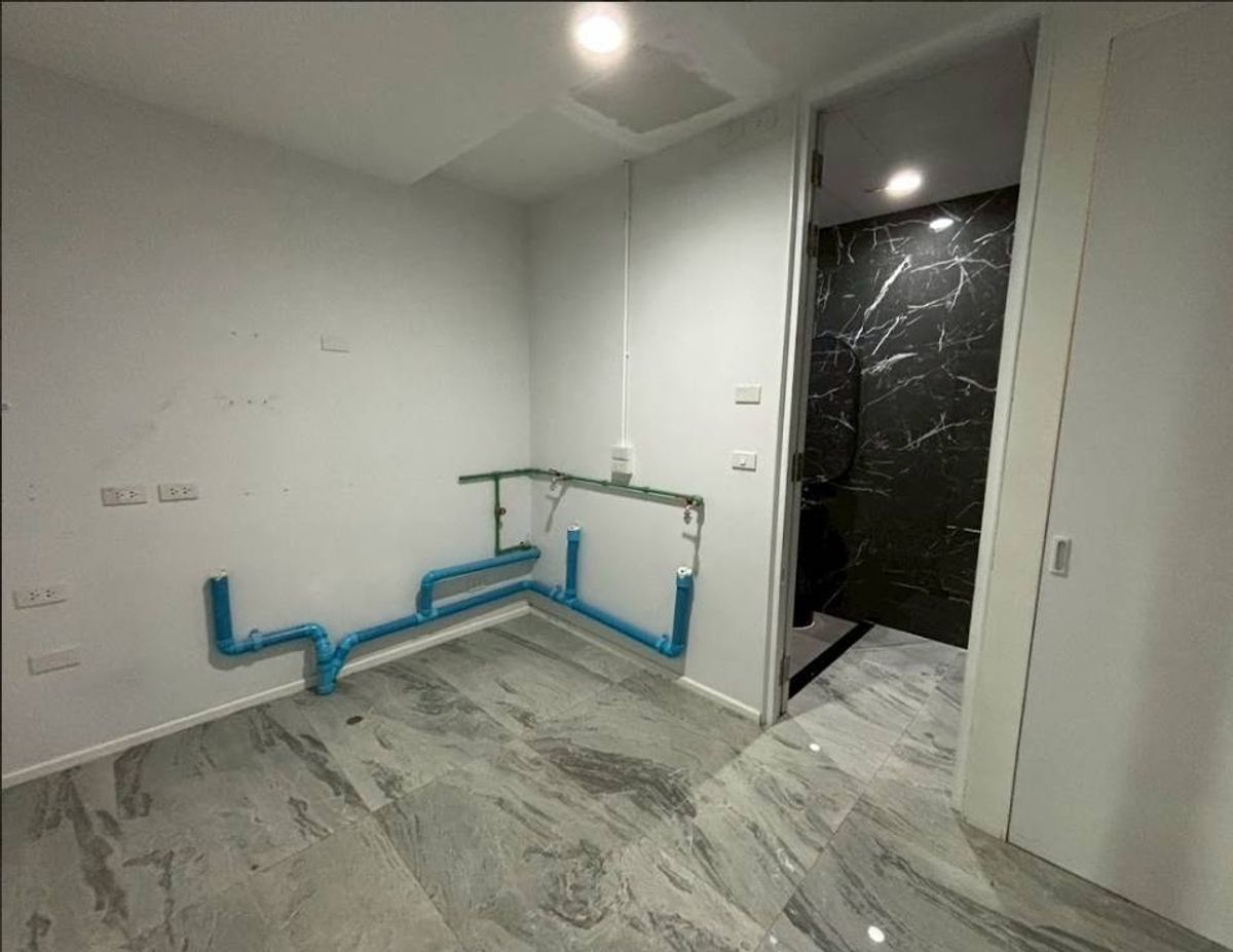 For SaleCondoRama3 (Riverside),Satupadit : For sale: 2-story duplex room, Unfurnished room