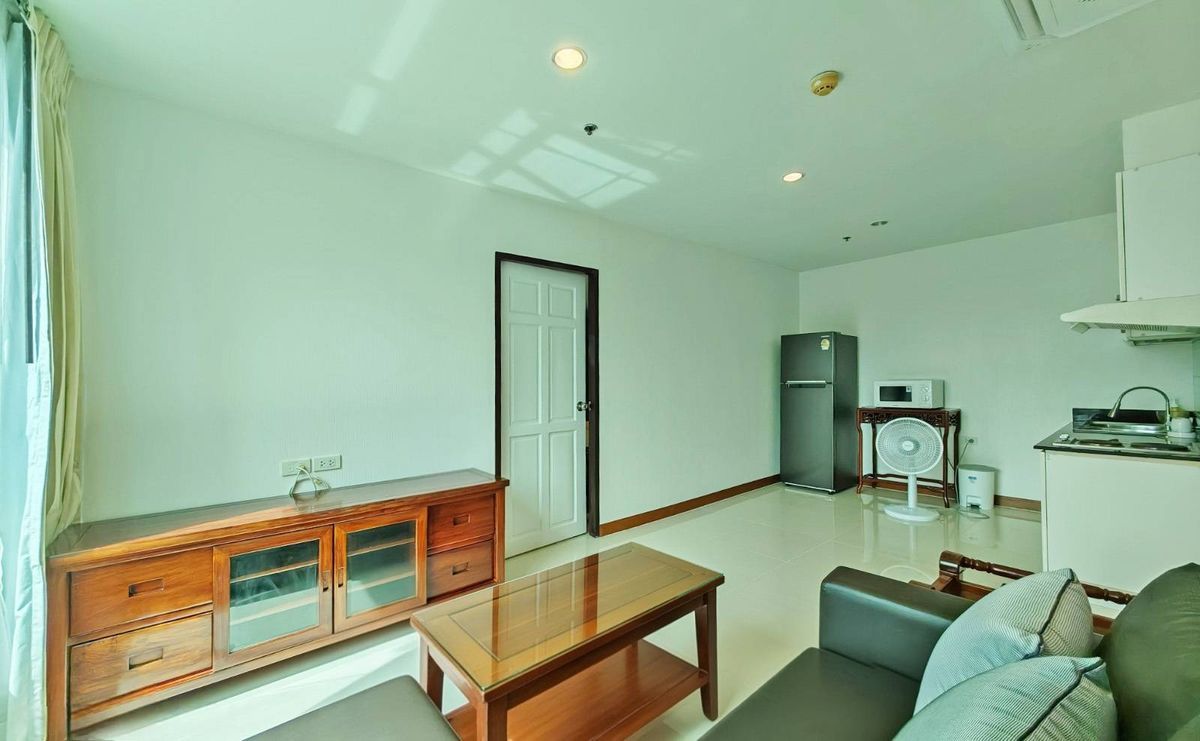 For SaleCondoSukhumvit, Asoke, Thonglor : Sukhumvit Living Town / 1 Bedroom (FOR SALE), TARN146