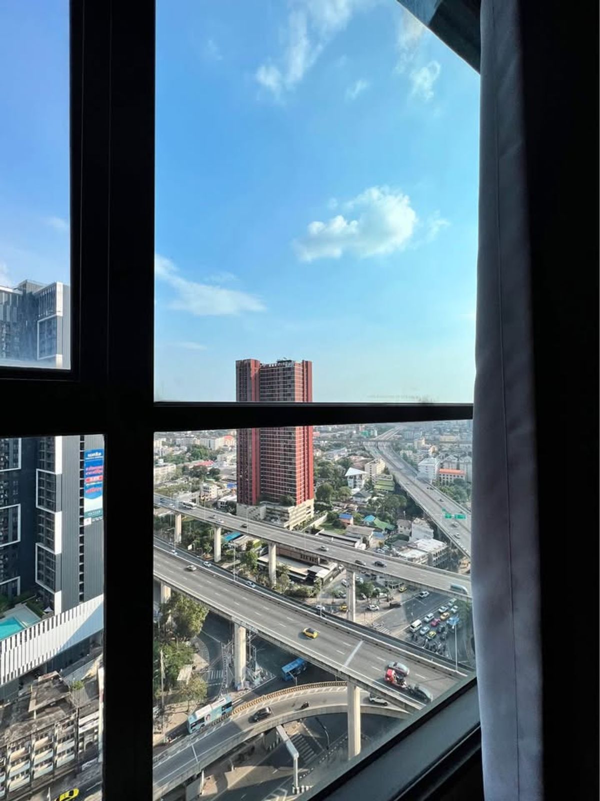 ขายคอนโดพระราม 9 เพชรบุรีตัดใหม่ RCA : ห้องสวยชั้นสูง เฟอร์ฯครบ⭐The Base พระราม9-รามคำแหง