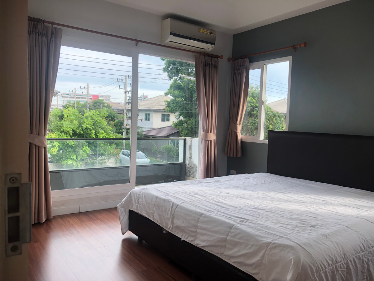 For RentHousePhutthamonthon, Salaya : Rent a detached house, Chaiyapruek Phutthamonthon 5, near the Hit, Kanchana Medical Center, next to Rattanakosin University, Salaya, with 24,000 baht fir.