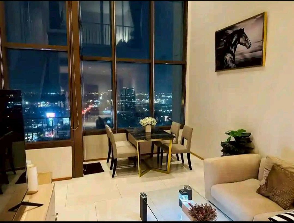 ให้เช่าคอนโดสุขุมวิท อโศก ทองหล่อ : For Rent   (The Emporia place)
