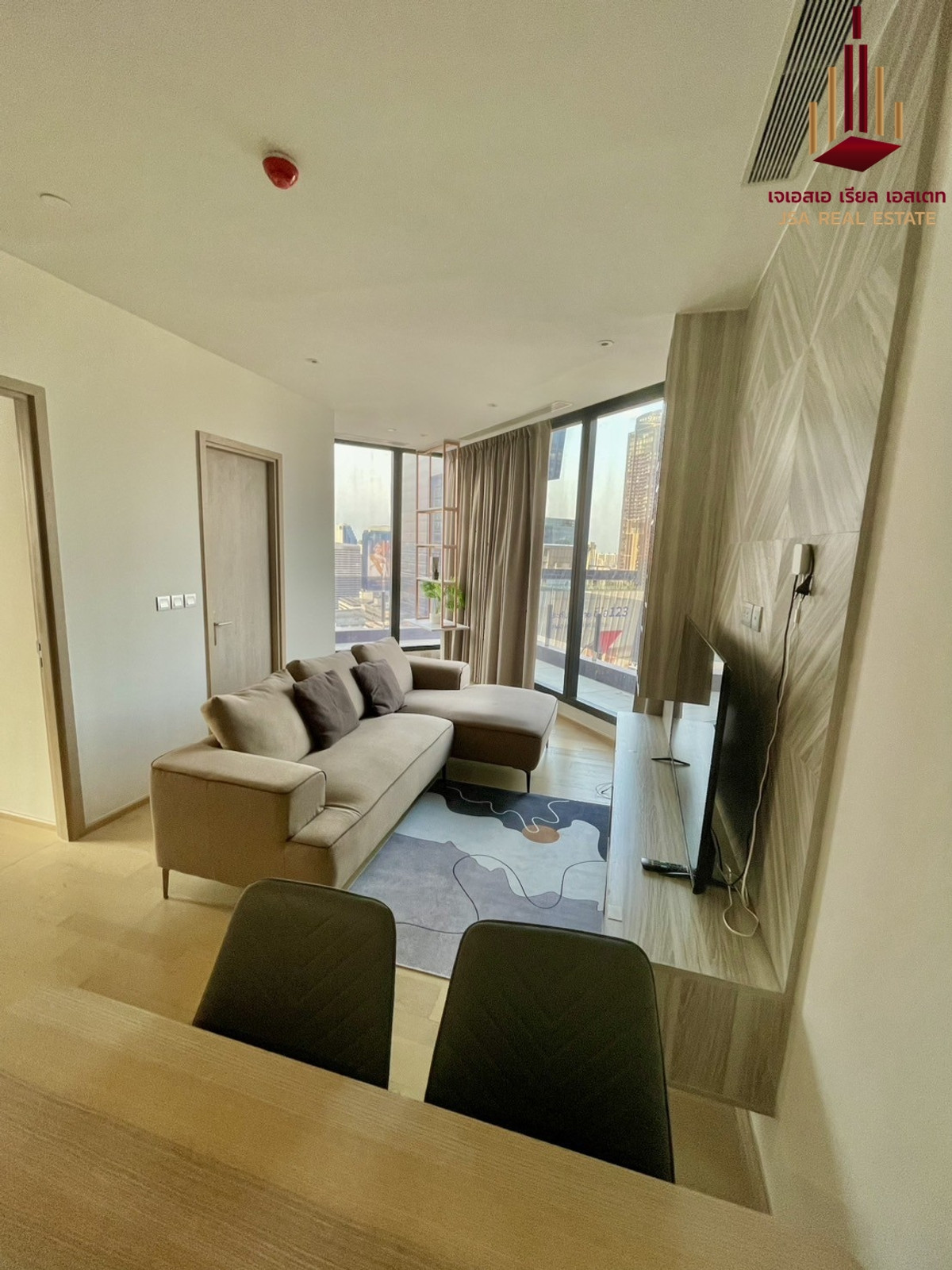 ให้เช่าคอนโดพระราม 9 เพชรบุรีตัดใหม่ RCA : ✨ For Rent: Ashton Asoke-Rama 9 Condo ✨ 💰 Only 83,000 THB/month
