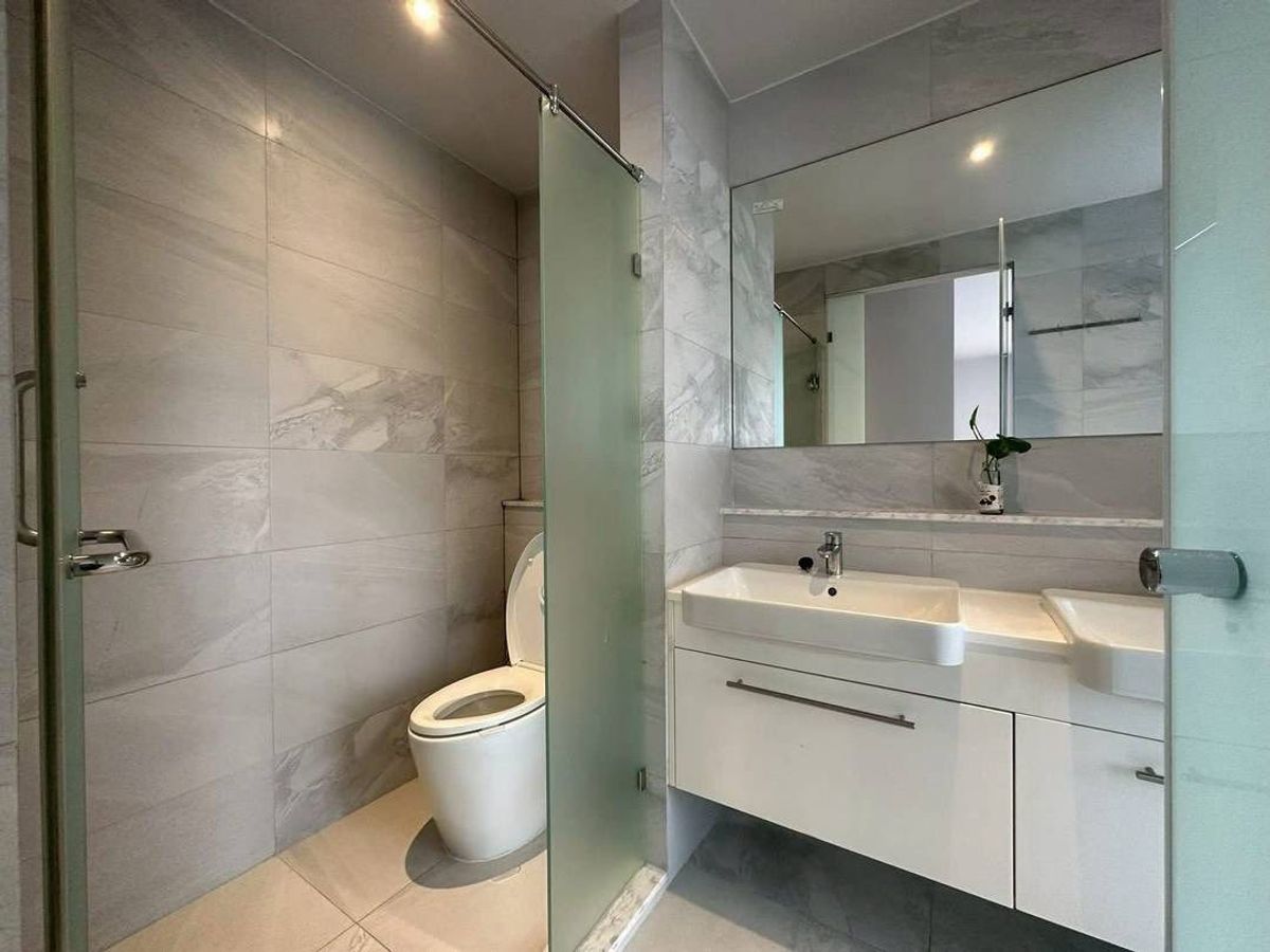 For SaleCondoSukhumvit, Asoke, Thonglor : Foreigner  Quota Condo Rhythm Ekkamai Price 12,500,000 baht [JZS250714]