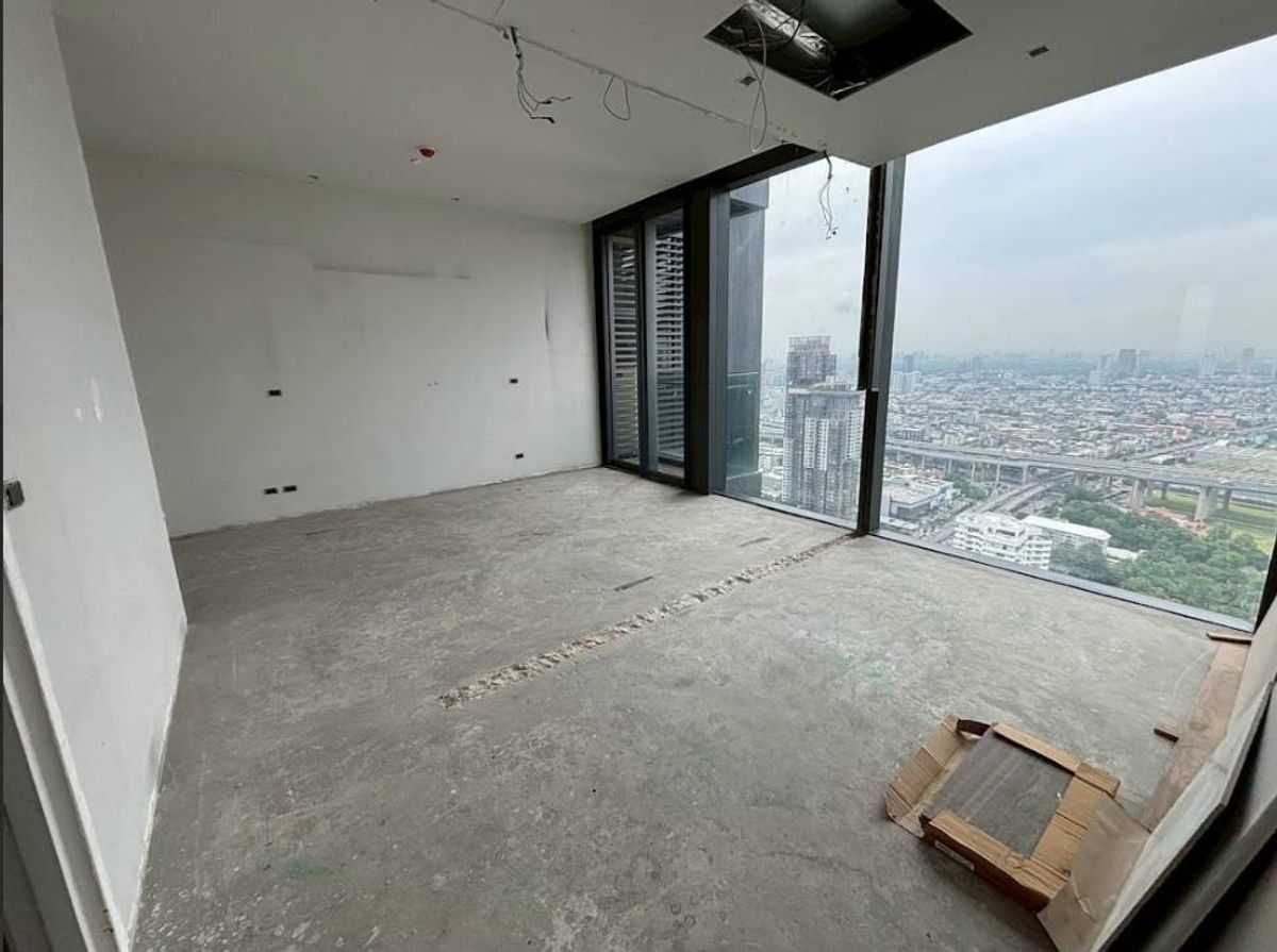 ขายคอนโดพระราม 3 สาธุประดิษฐ์ : ขาย Penthouse  วิวแม่น้ำเจ้าพระยา Panorama 