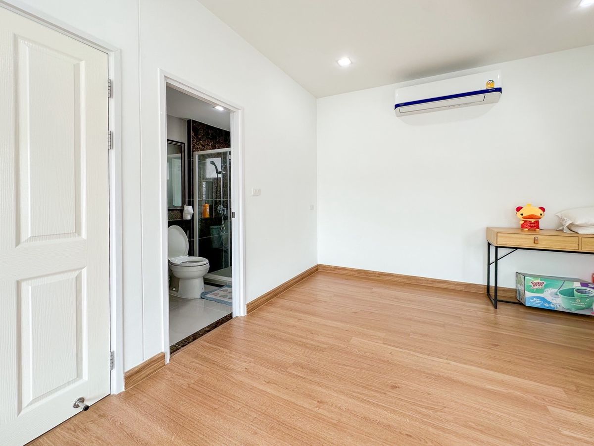 ขายบ้านท่าพระ ตลาดพลู วุฒากาศ : 🏡✨ ราคาดีที่สุด! บ้านแฝด GoldenNeoสาทรกัลปพฤกษ์ - บ้านมือ 1 ไม่เคยเข้าอยู่! ✨🏡