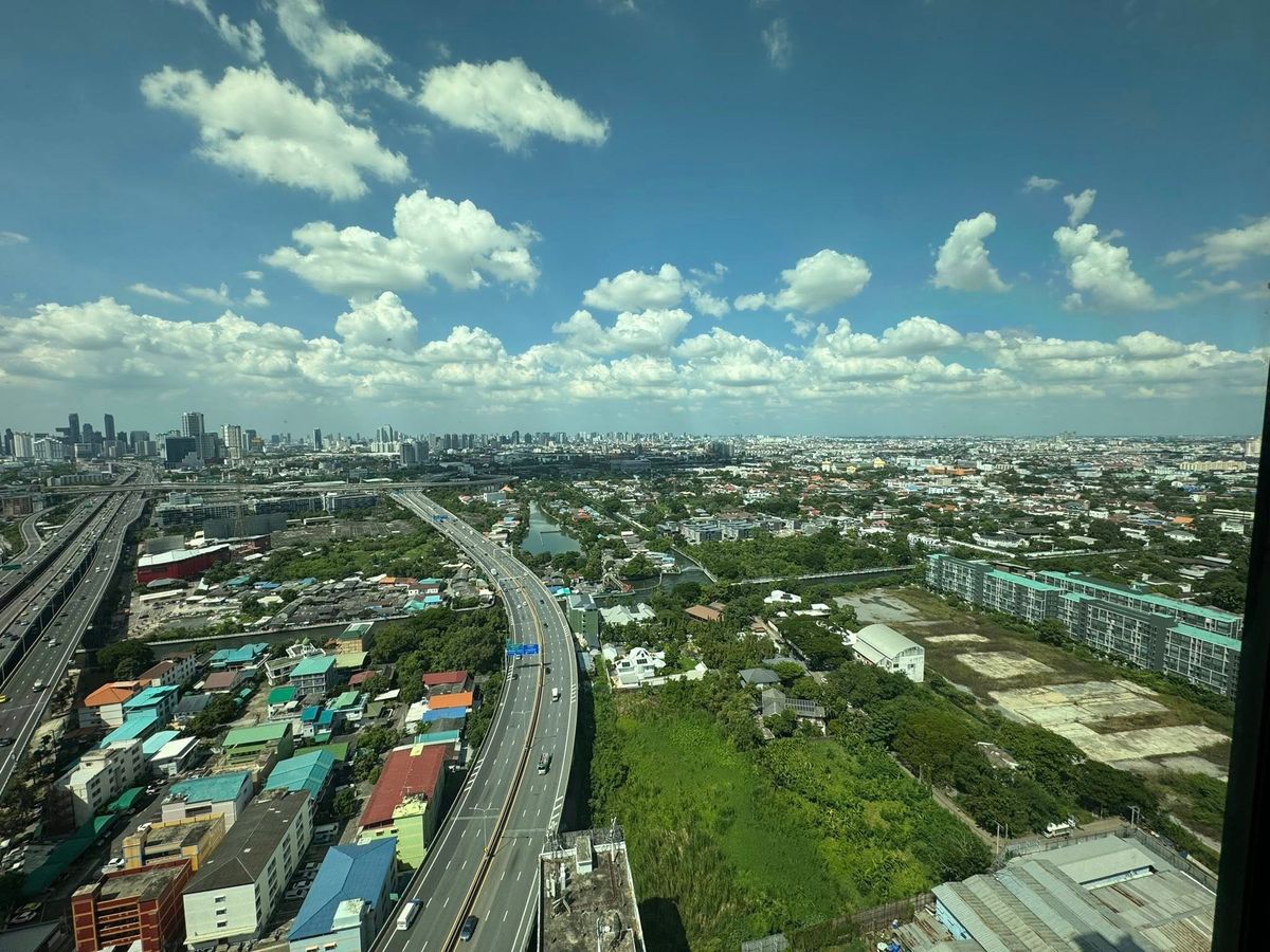 ขายคอนโดพระราม 9 เพชรบุรีตัดใหม่ RCA : ห้องแต่งสวยครบตรงปก ชั้นสูงราคาดี!!⭐The Base พระราม9-รามคำแหง