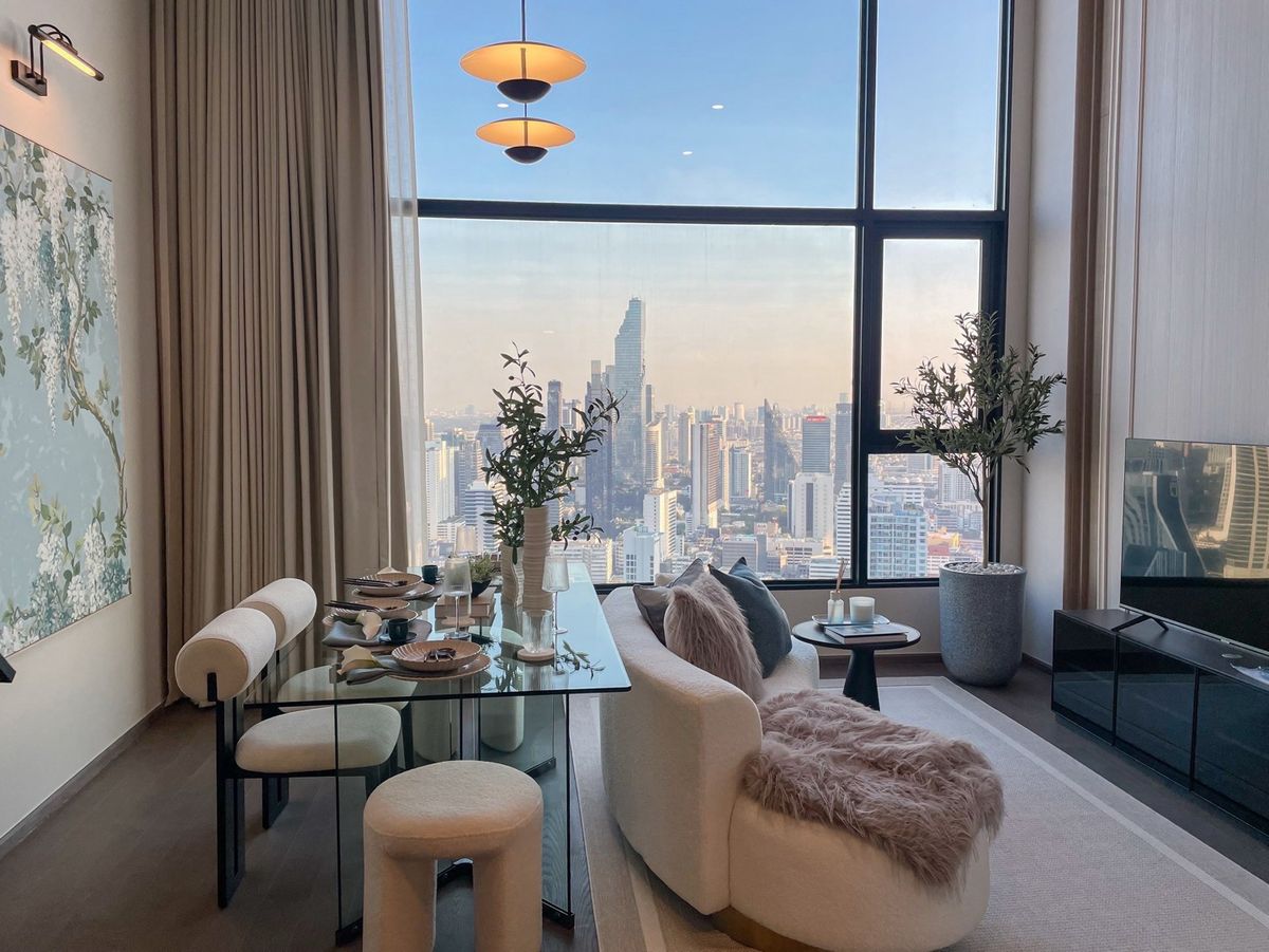 ขายคอนโดสยาม จุฬา สามย่าน : ทำเลดี ตื่นปุ๊บถึงจุฬาปั๊บ 🚶‍♂️ห้องแบบ Duo Space พื้นที่เยอะ ✨ ห้องสวยพร้อมอยู่! วิวเริ่ด! ห้องสุดท้าย🌅