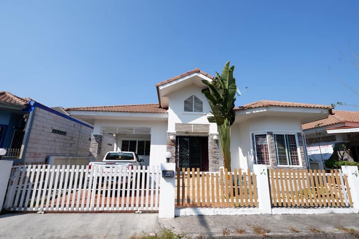 ให้เช่าบ้านเชียงใหม่ : บ้านสวยในโครงการให้เช่า เดือนละ 13,000 บาท เดินทางเพียง 10 นาทีถึงโฮมโปรสันทราย No.5H034