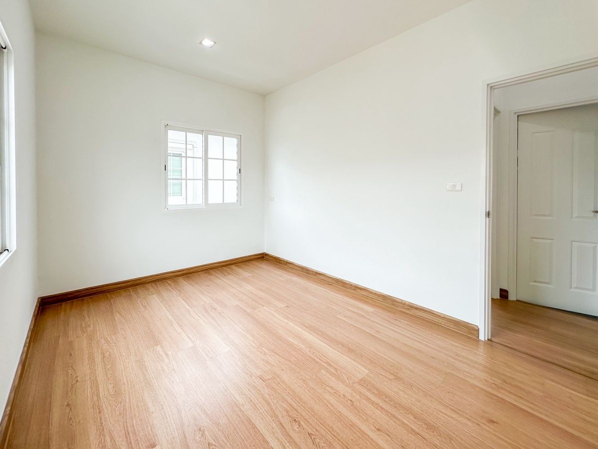 ขายบ้านท่าพระ ตลาดพลู วุฒากาศ : 🏡✨ ราคาดีที่สุด! บ้านแฝด GoldenNeoสาทรกัลปพฤกษ์ - บ้านมือ 1 ไม่เคยเข้าอยู่! ✨🏡