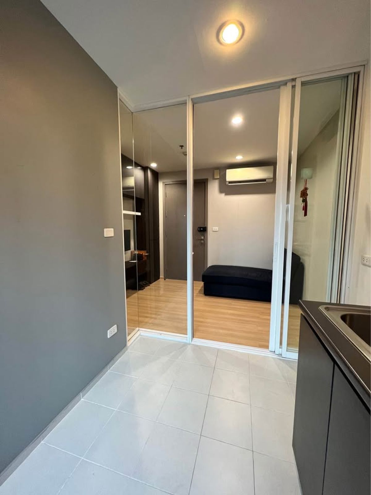 ขายคอนโดพระราม 9 เพชรบุรีตัดใหม่ RCA : ห้องสวยชั้นสูง เฟอร์ฯครบ⭐The Base พระราม9-รามคำแหง