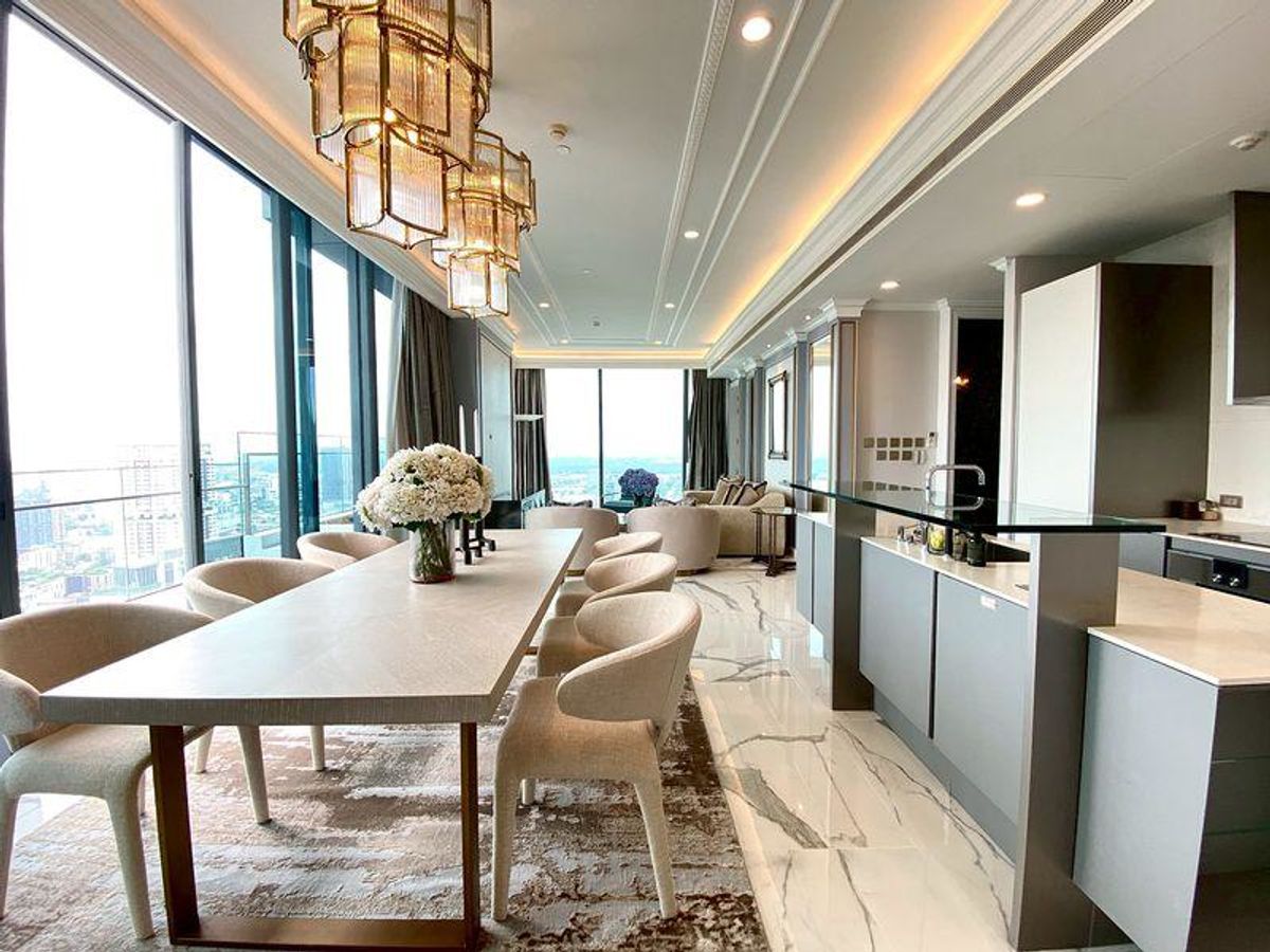 ขายคอนโดสุขุมวิท อโศก ทองหล่อ : LTHC13040 – Condo for Sale (ขายคอนโด) MARQUE SUKHUMVIT (มาร์ค สุขุมวิท) Size 185 sqm. 2 Bed 3 Bath Near BTS Phrom Phong ONLY 120MB