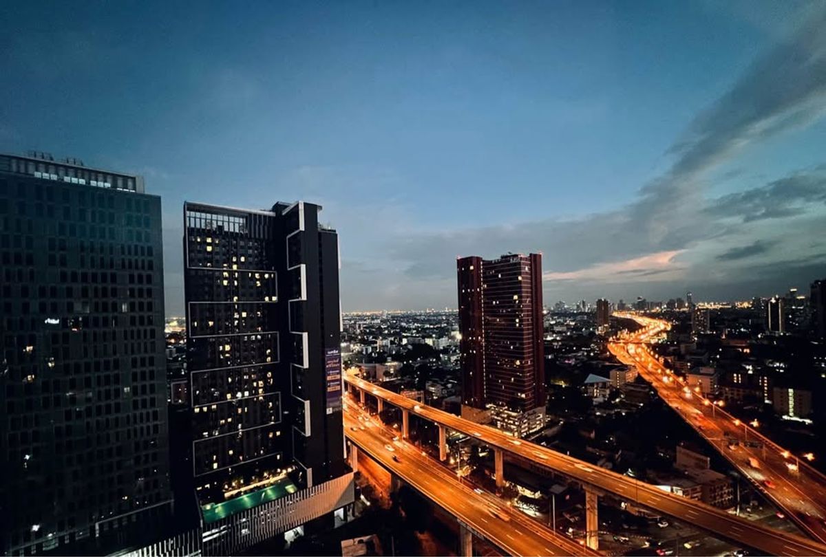 ขายคอนโดพระราม 9 เพชรบุรีตัดใหม่ RCA : ห้องสวยชั้นสูง เฟอร์ฯครบ⭐The Base พระราม9-รามคำแหง