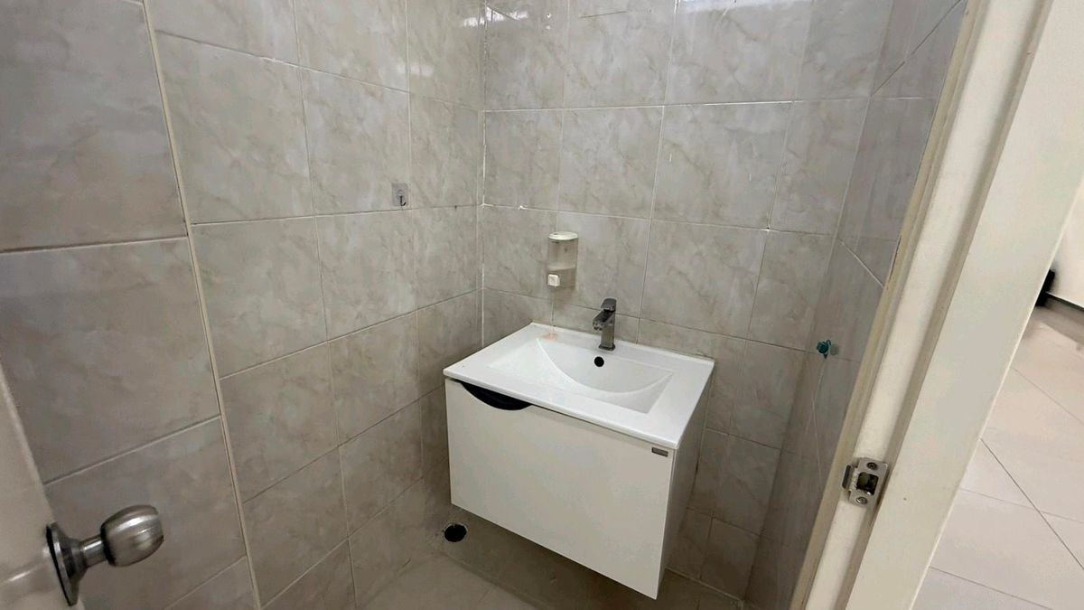 For SaleShop HouseSukhumvit, Asoke, Thonglor : Commercial Building for Sale – Ekkamai4 Floors | Fully Renovated | Land 17.2 sq.wah | THB 17 Million