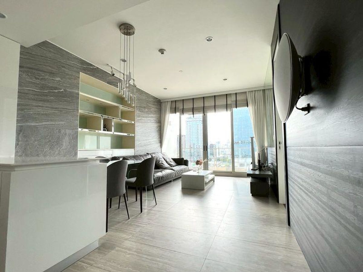 ขายคอนโดวิทยุ ชิดลม หลังสวน : LTHC13047 – Condo for Sale (ขายคอนโด) at 185 Rajadamri (185 ราชดำริ) Size 69.52 sqm. 1 Bed 1 Bath Near BTS Rajadamri / MRT Silom ONLY 23MB