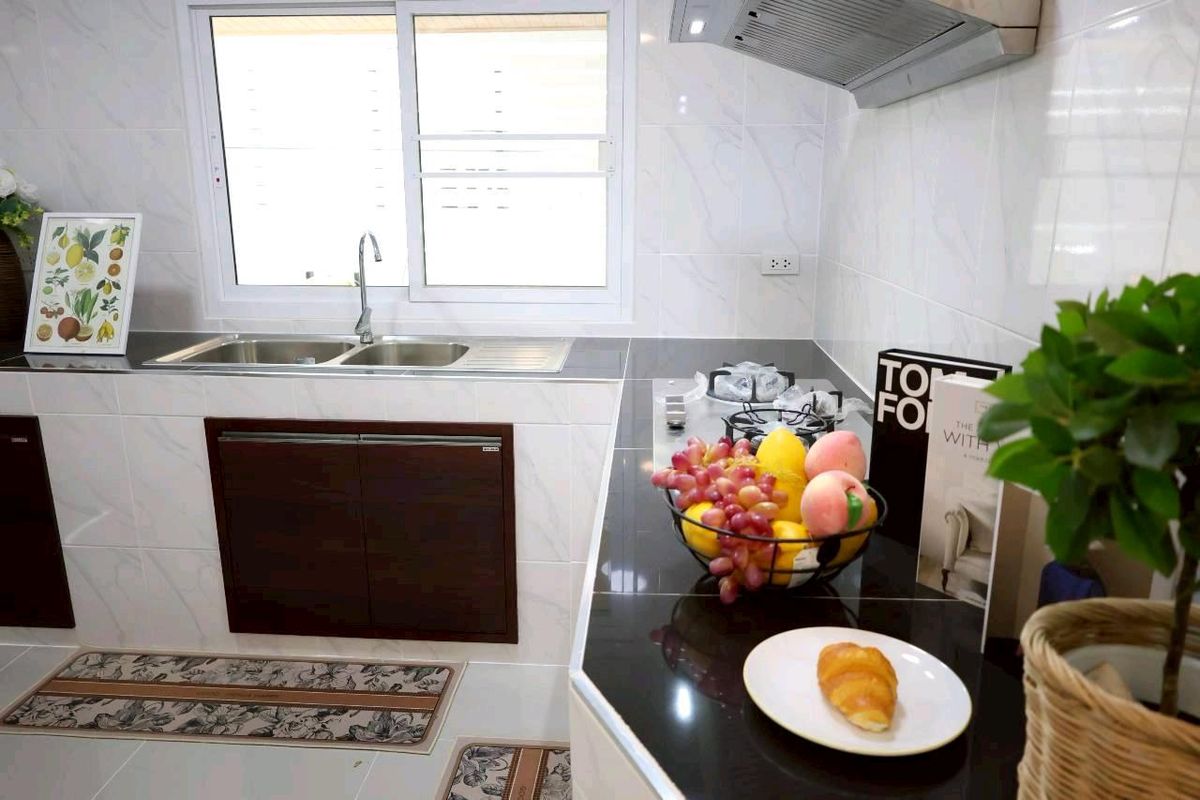 For SaleHouseNawamin, Ramindra : 2 storey detached house, Neblo home village behind the Sukhaphiban 5 corner near the Chatu Choti Expressway Sarasas Wittayai School, Nawamin Benjamarachalai School, Big C Sai Mai Makro Lotus Renovate is ready. Modern style