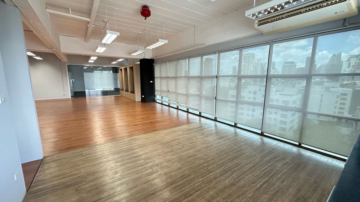For RentOfficeSukhumvit, Asoke, Thonglor : 🏢 Office Space for Rent, 320 sq.m. in Thonglor