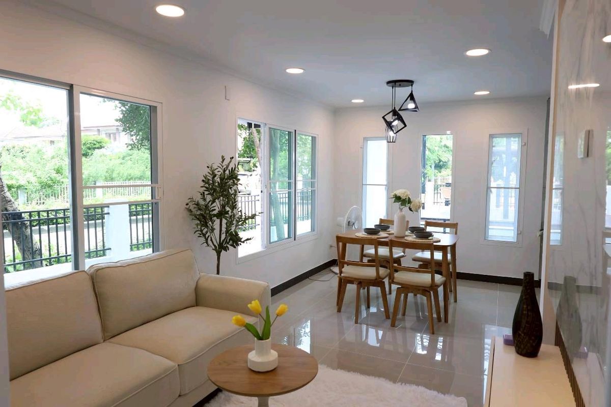 For SaleHouseNawamin, Ramindra : 2 storey detached house, Neblo home village behind the Sukhaphiban 5 corner near the Chatu Choti Expressway Sarasas Wittayai School, Nawamin Benjamarachalai School, Big C Sai Mai Makro Lotus Renovate is ready. Modern style