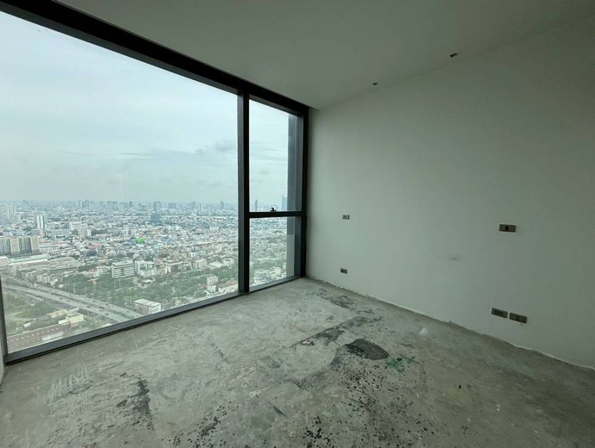 ขายคอนโดพระราม 3 สาธุประดิษฐ์ : ขาย Penthouse  วิวแม่น้ำเจ้าพระยา Panorama 