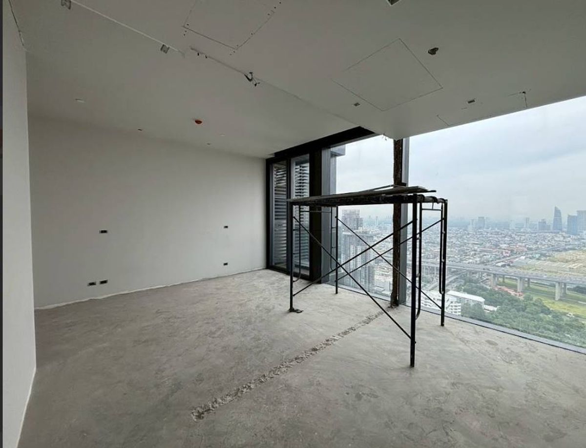 ขายคอนโดพระราม 3 สาธุประดิษฐ์ : ขาย Penthouse  วิวแม่น้ำเจ้าพระยา Panorama 