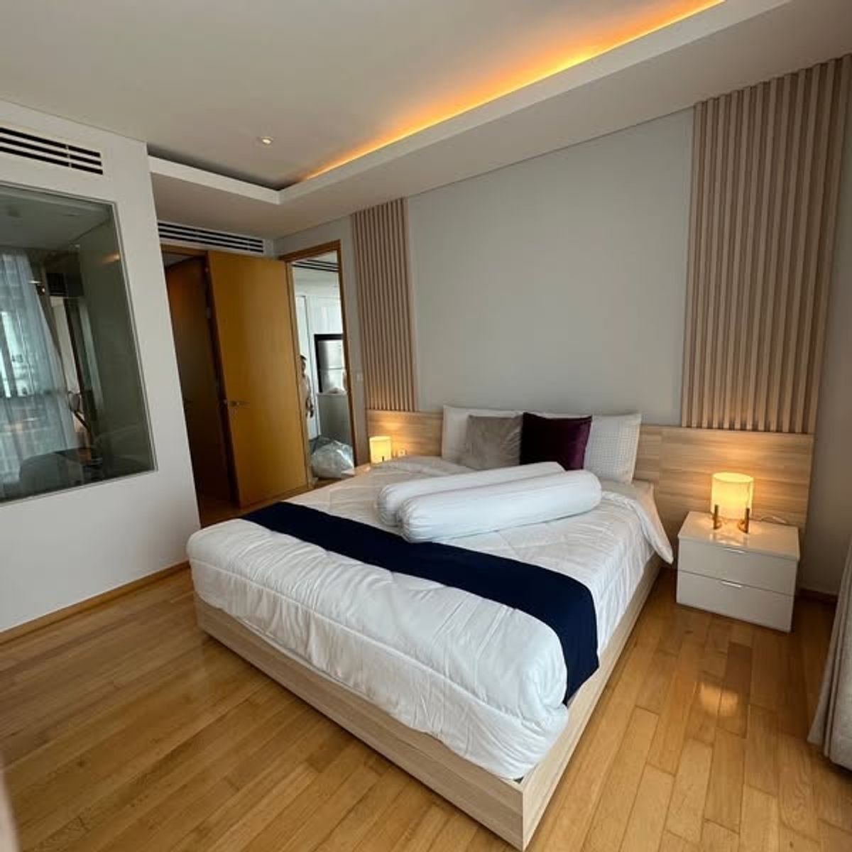 ให้เช่าคอนโดสุขุมวิท อโศก ทองหล่อ : Aequa Sukhumvit 49