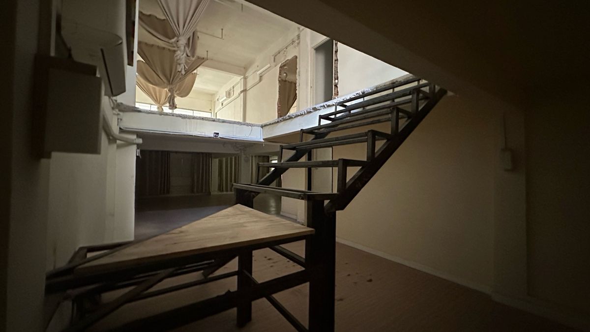 ให้เช่าร้านค้า/ตลาดนัดสุขุมวิท อโศก ทองหล่อ : 🏢 ให้เช่าพื้นที่ 2 ชั้น ทำเลเอกมัย พื้นที่ใช้สอยรวม: 216 ตร.ม.เหมาะสำหรับทำ ร้านเสริมสวย | ร้านอาหาร | คลินิก | สปา