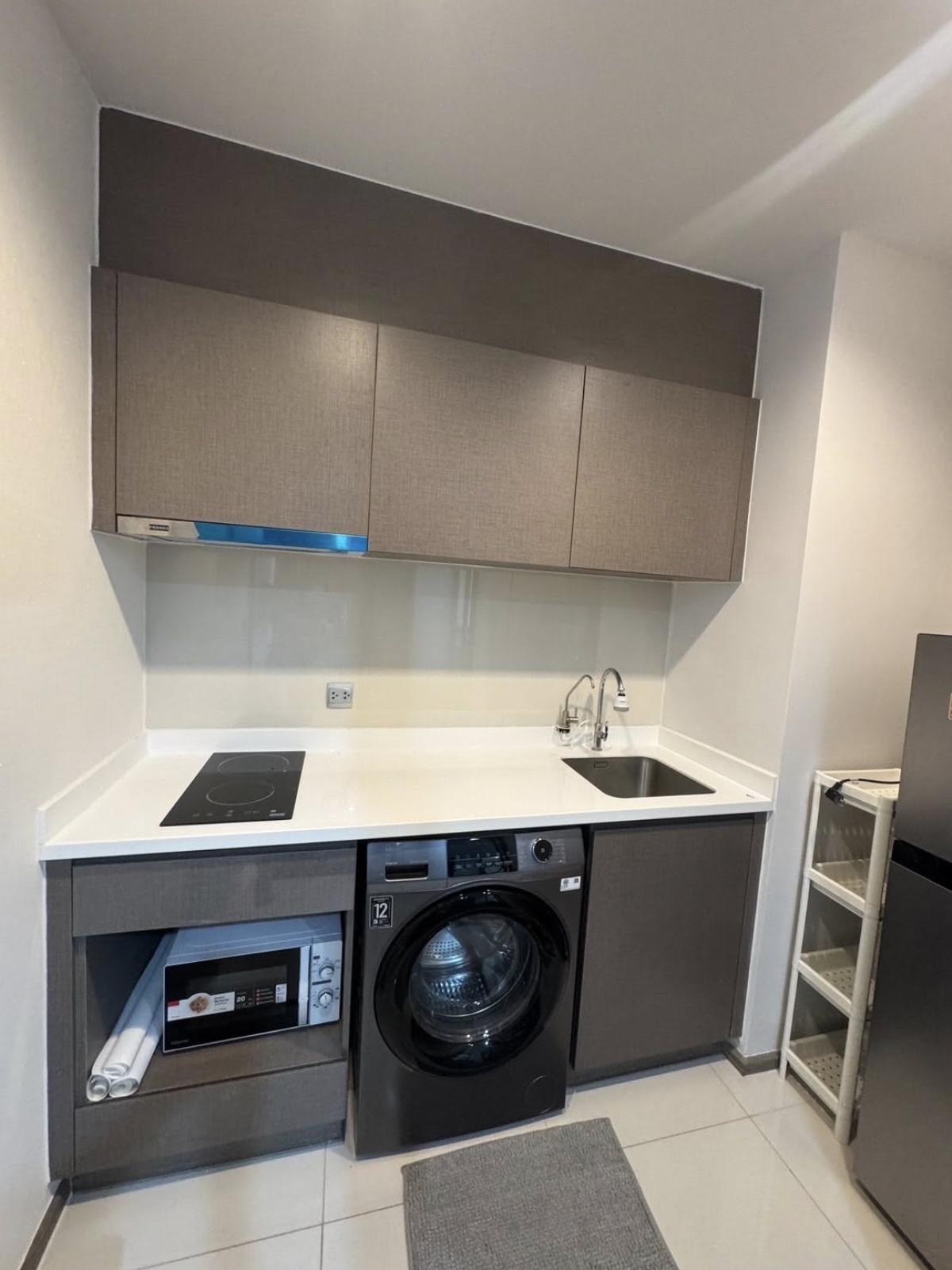 ขายคอนโดลาดพร้าว เซ็นทรัลลาดพร้าว : 03/04/2026, รวมค่าโอนคอนโด Life Ladprao Valley 2 ห้องนอน ใกล้ BTS/MRT 
เพียง 4.69 ล้าน ที่พักใจกลางลาดพร้าว สะดวกครบทุกไลฟ์สไตล์! 0642748883