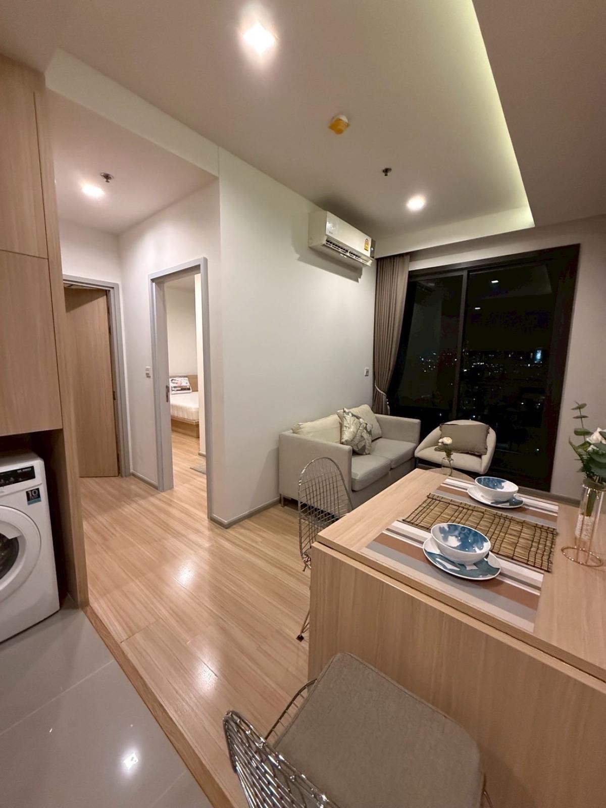 ให้เช่าคอนโดสะพานควาย จตุจักร : 03/04/2026, เช่าคอนโด 2 ห้องนอน M Jatujak ใกล้ BTS/MRT 
พร้อมสิ่งอำนวยความสะดวกครบ เต็มที่ทุกไลฟ์สไตล์! 0642748883