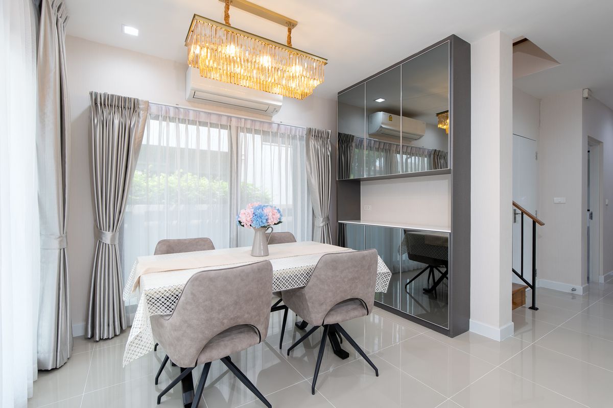 For RentHouseMin Buri, Romklao : For Rent Single House at Venue Rama 9 Corner unit, pool view with fully furnished and ready to move in.