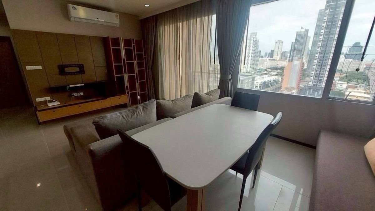 For RentCondoWongwianyai, Charoennakor : 🔥RENT 2BR 2BR 🔥90SQM🔥Floor17🔥42,000/Month🔥Villa Sathorn🔥