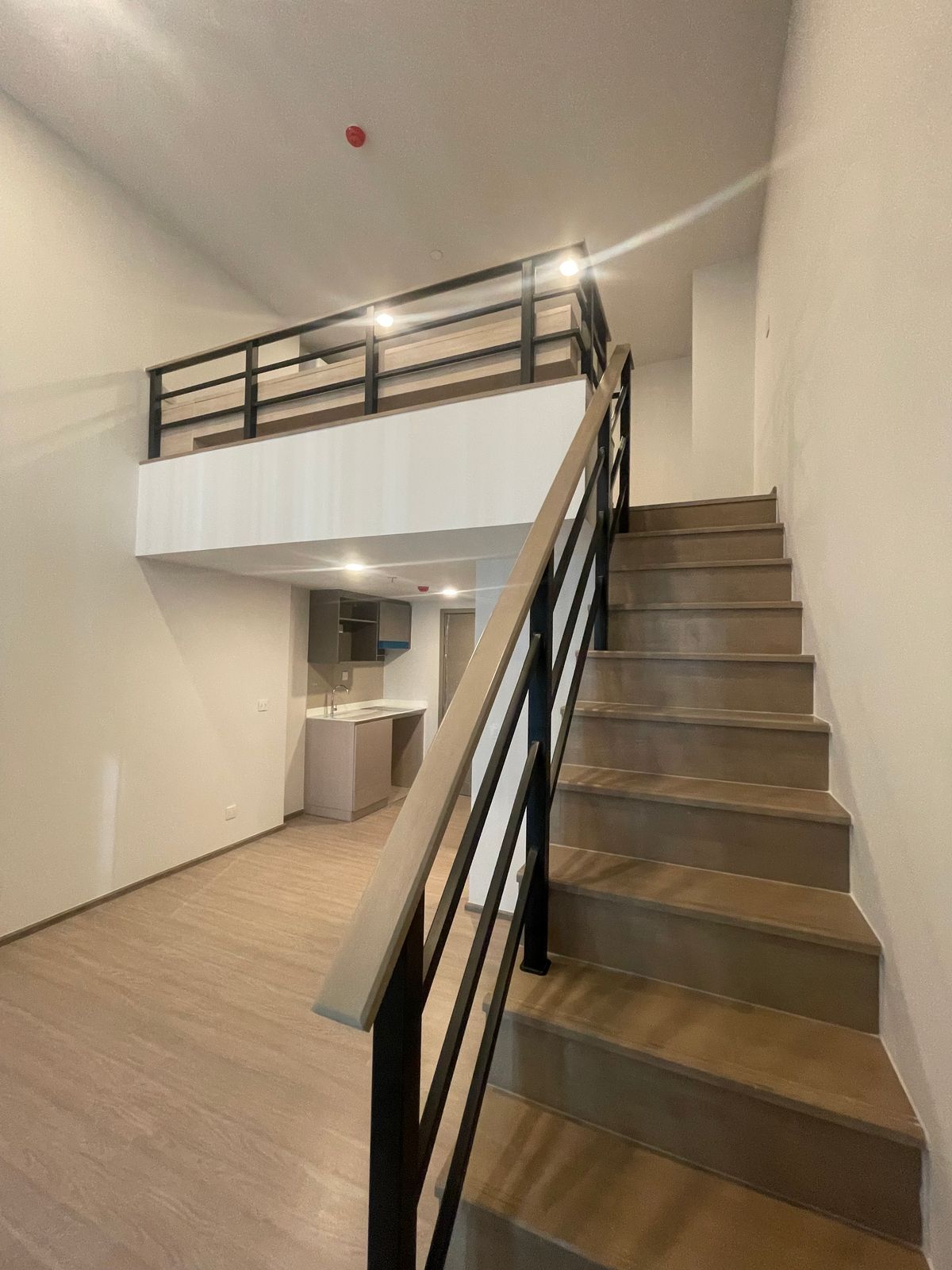 For SaleCondoKhlongtoei, Kluaynamthai : Foreigner Quota for sale aspire Sukhumvit Rama 4 price 3,850,000 baht [KMS250801]