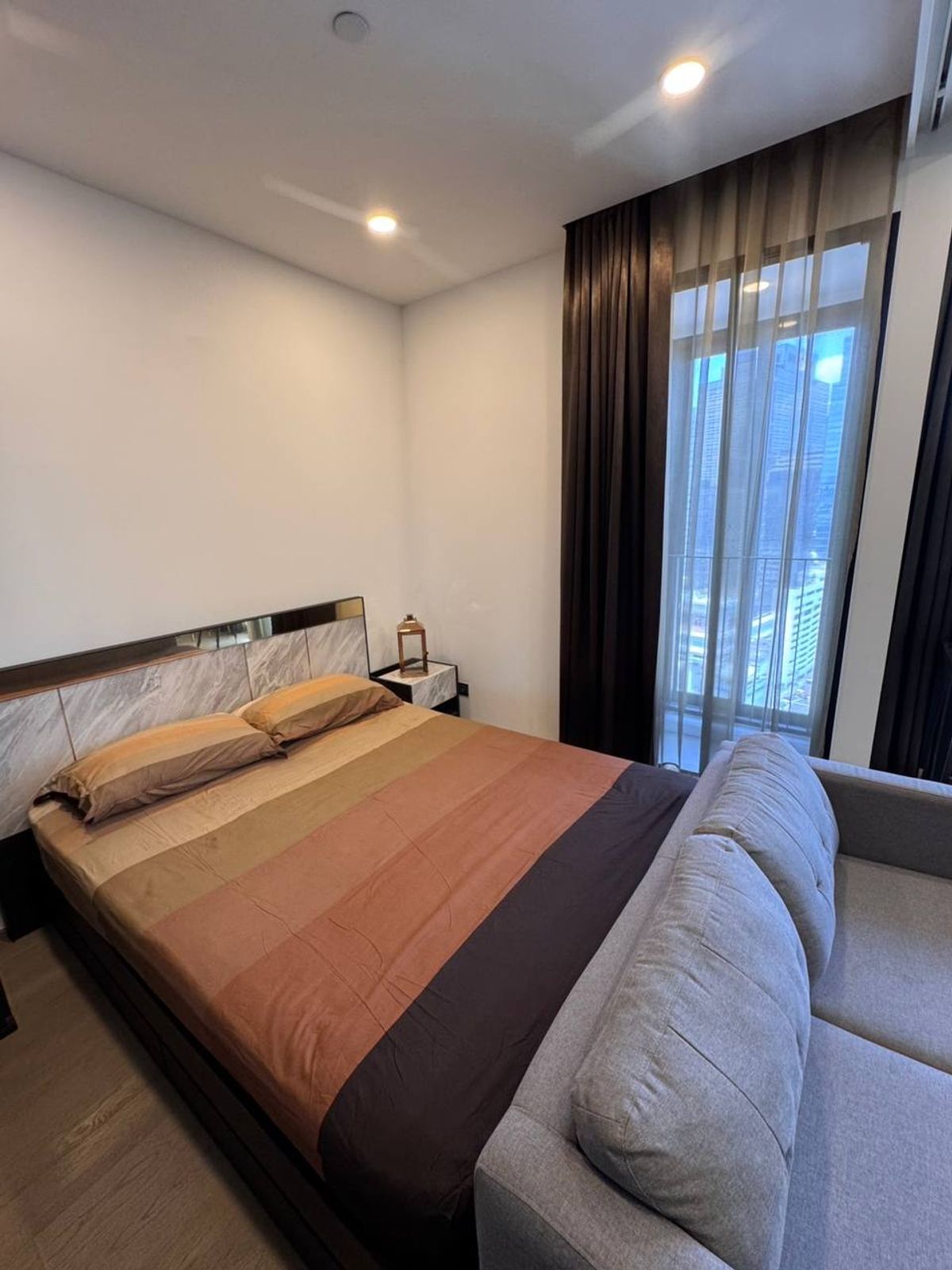 CondoSiam Paragon ,Chulalongkorn,Samyan : Ashton Chula Silom【𝐒𝐄𝐋𝐋 & 𝐑𝐄𝐍𝐓】🔥Premium design with a cool, dark tone, unique style, fully built-in, easy to use with every function🔥  Contact Line ID: @hacondo