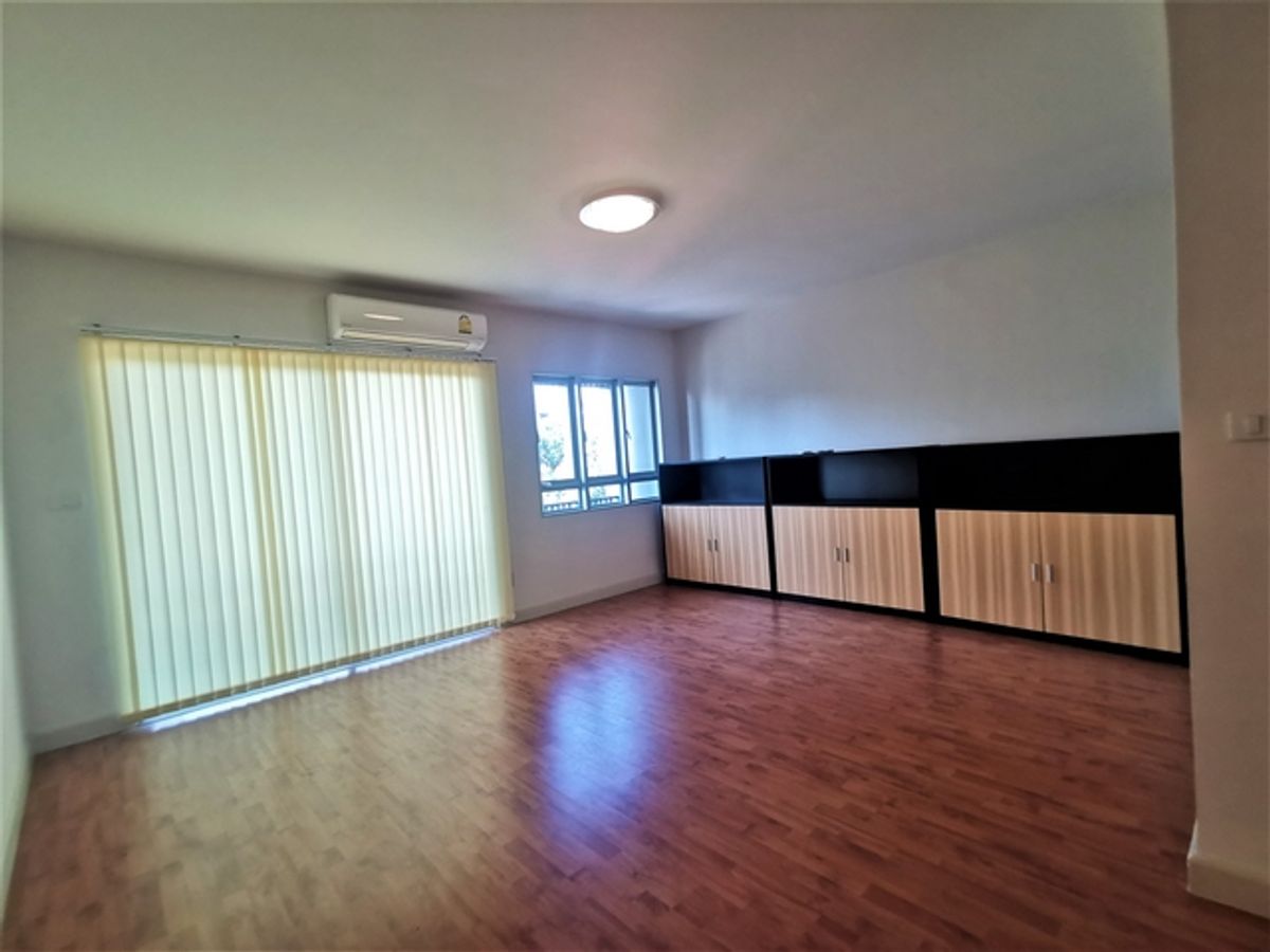 ให้เช่าทาวน์โฮมพระราม 2 บางขุนเทียน : ขาย ทาวน์โฮม 3 ชั้น วิสต้า ปาร์ค พระราม 2 ฝั่งทิศเหนือ หน้าบ้านโล่ง หลังเซ็นทรัลพระราม2