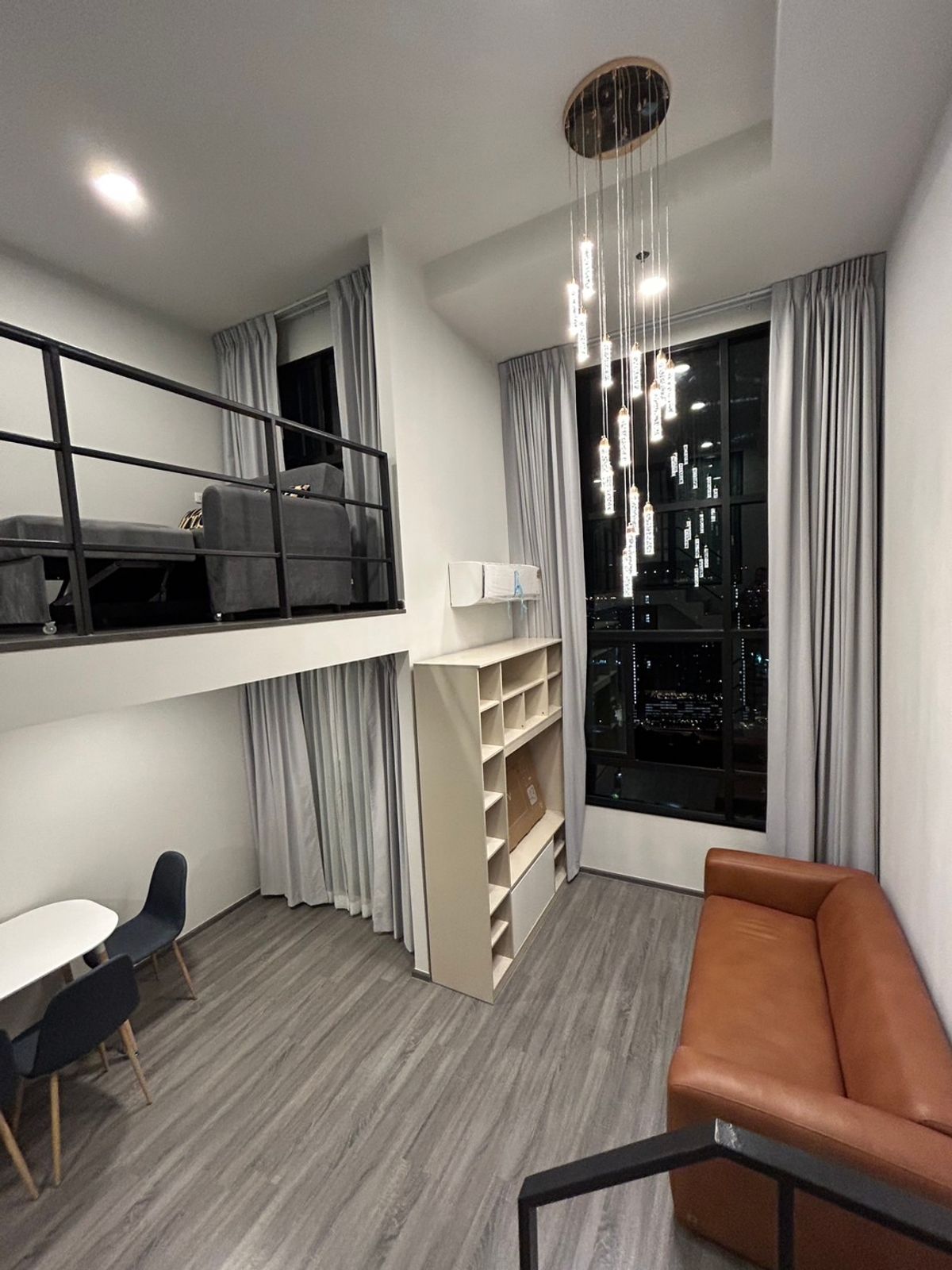 ให้เช่าคอนโดเสรีไทย-นิด้า : (for rent) Ideo Ramkhamhaeng - Lam Sali Station ห้อง Loft ใกล้ MRT แยกลำสาลี 50 ม.